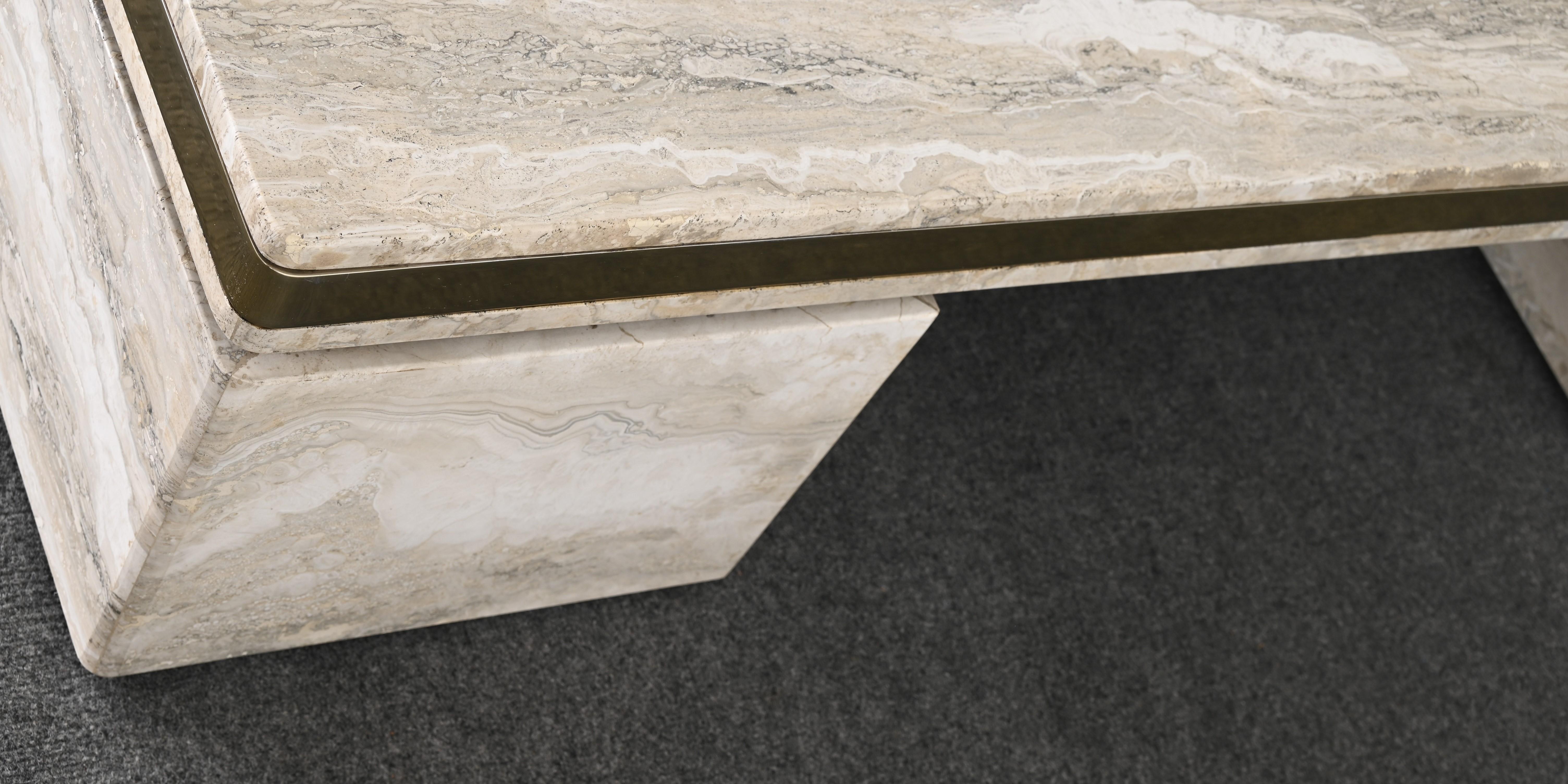 Table basse monumentale en travertin et acier inoxydable style Karl Springer en vente 11