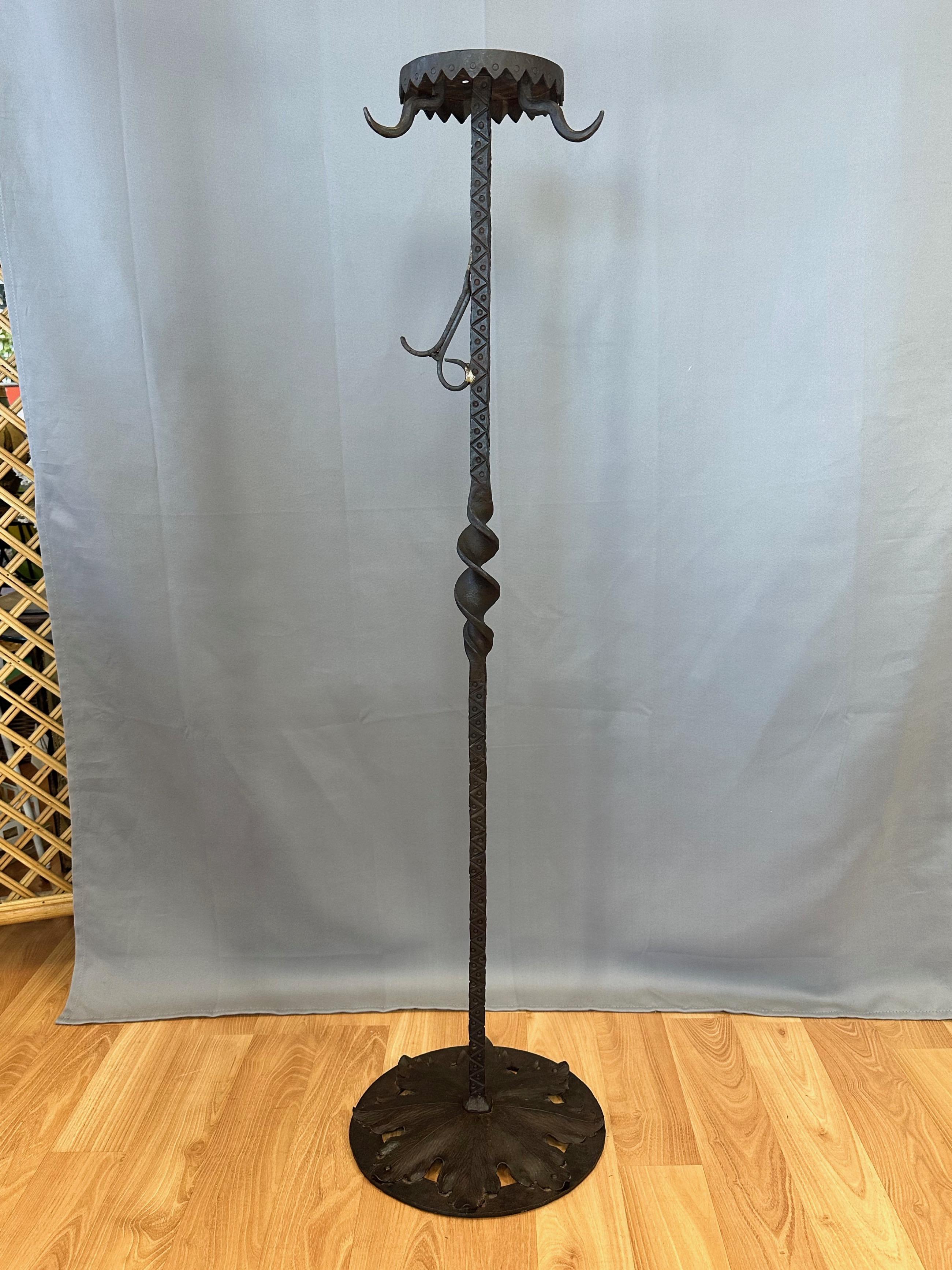 Monumental Tudor Arts and Crafts Wrought Iron Fireplace Tool Set, c. 1900 For Sale 12