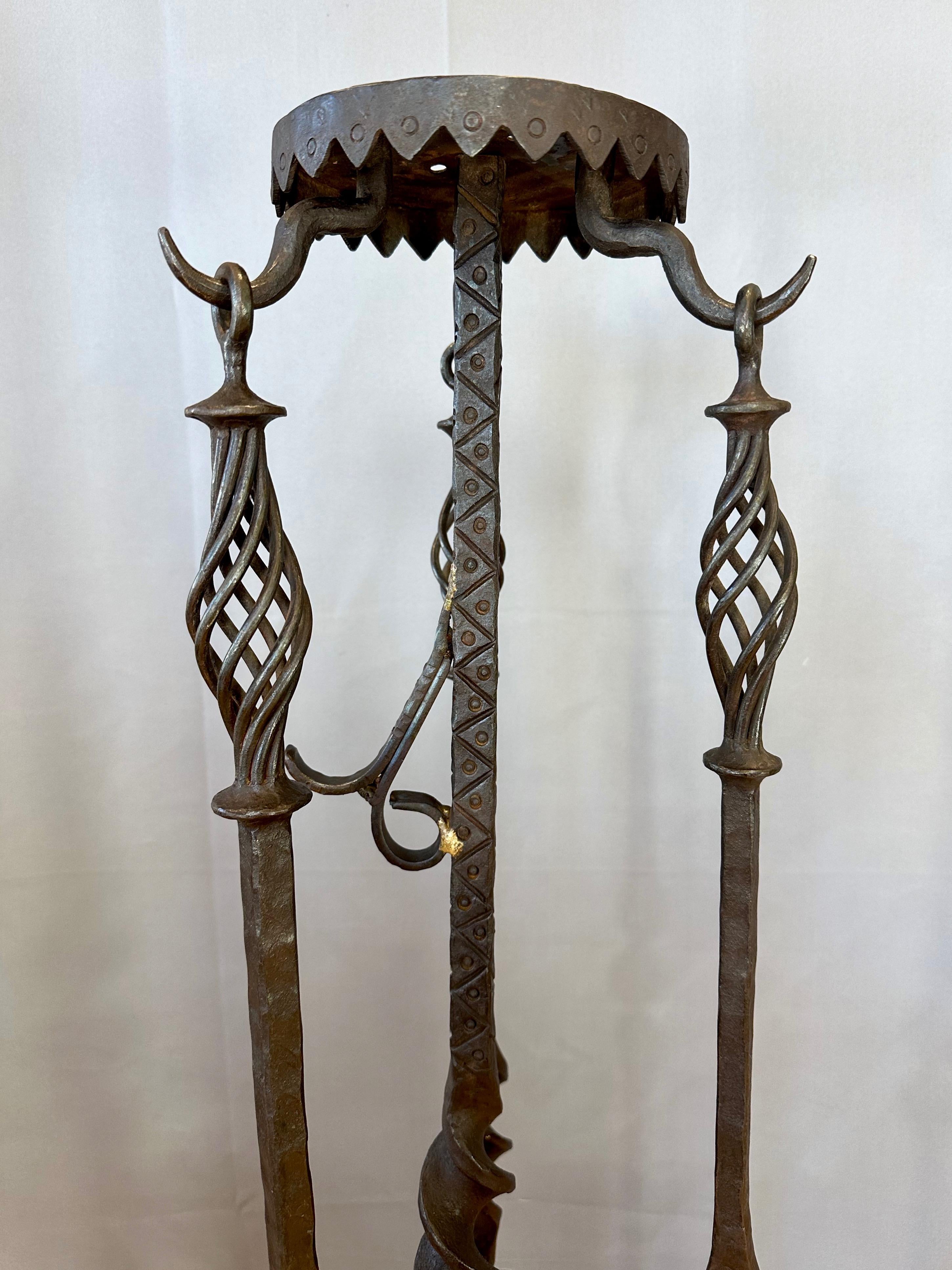 British Monumental Tudor Arts and Crafts Wrought Iron Fireplace Tool Set, c. 1900 For Sale