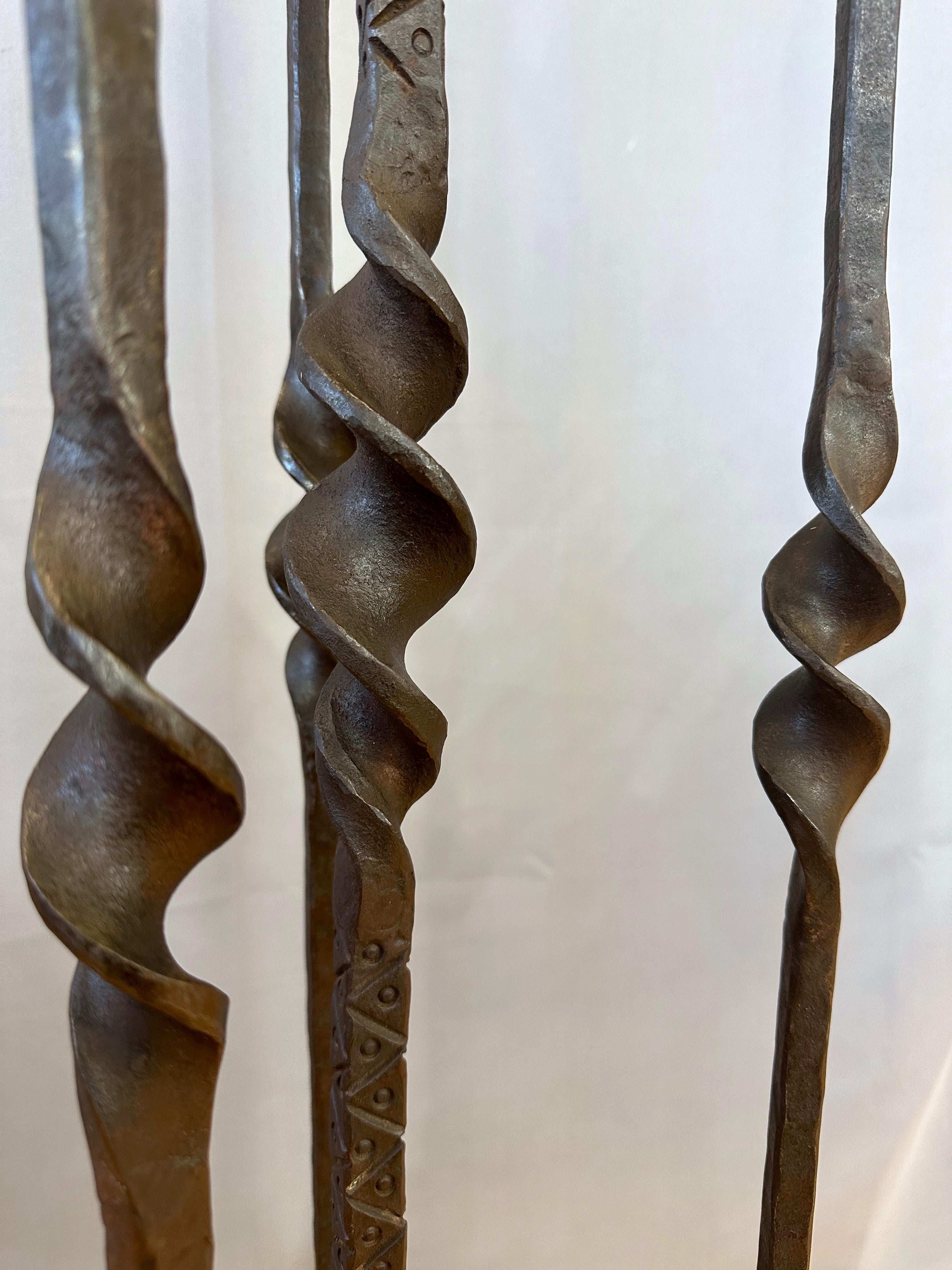 Monumental Tudor Arts and Crafts Wrought Iron Fireplace Tool Set, c. 1900 For Sale 3