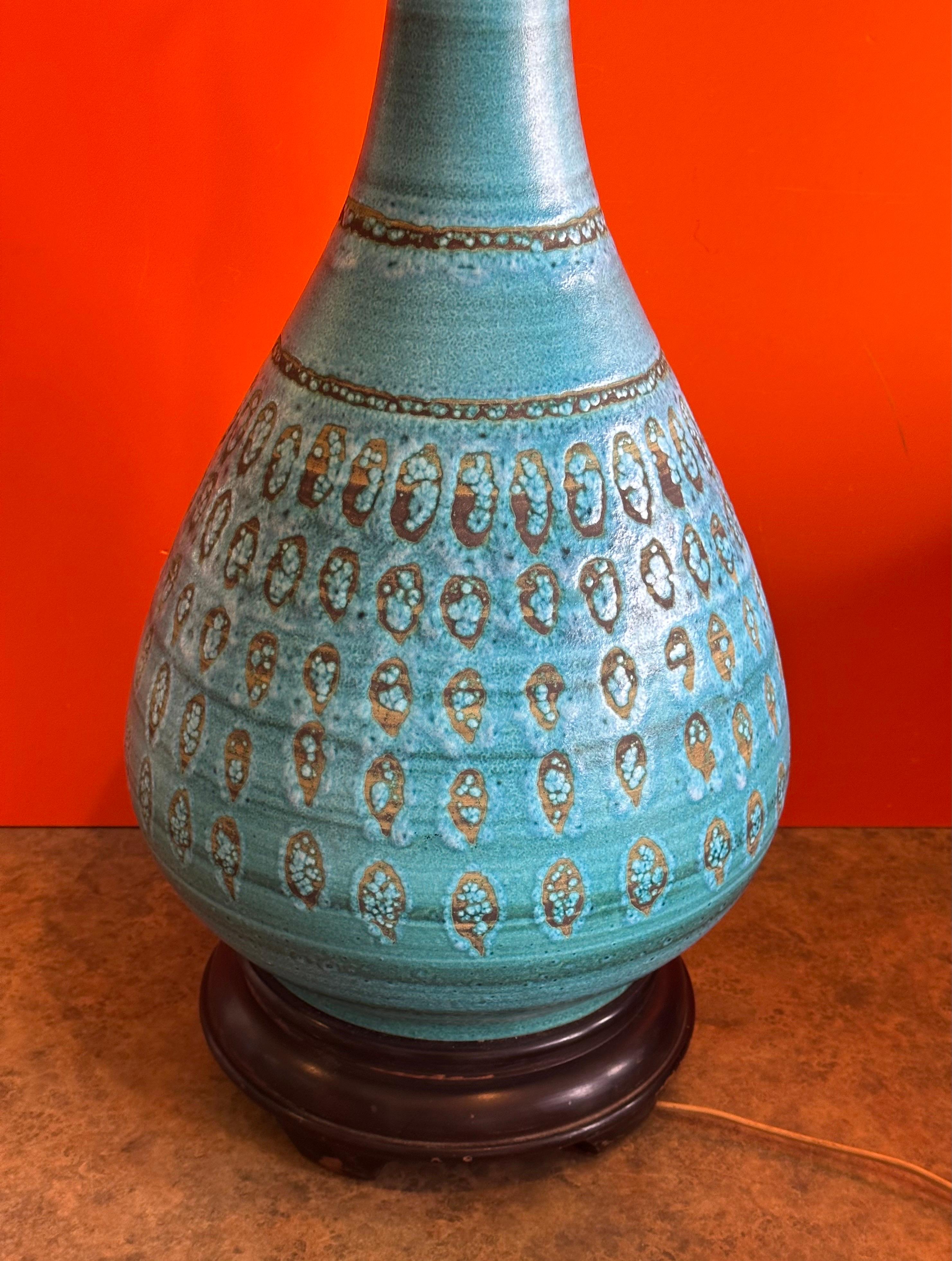 Monumental Turquoise Glazed Ceramic Lamp by Aldo Londi for Bitossi For Sale 4