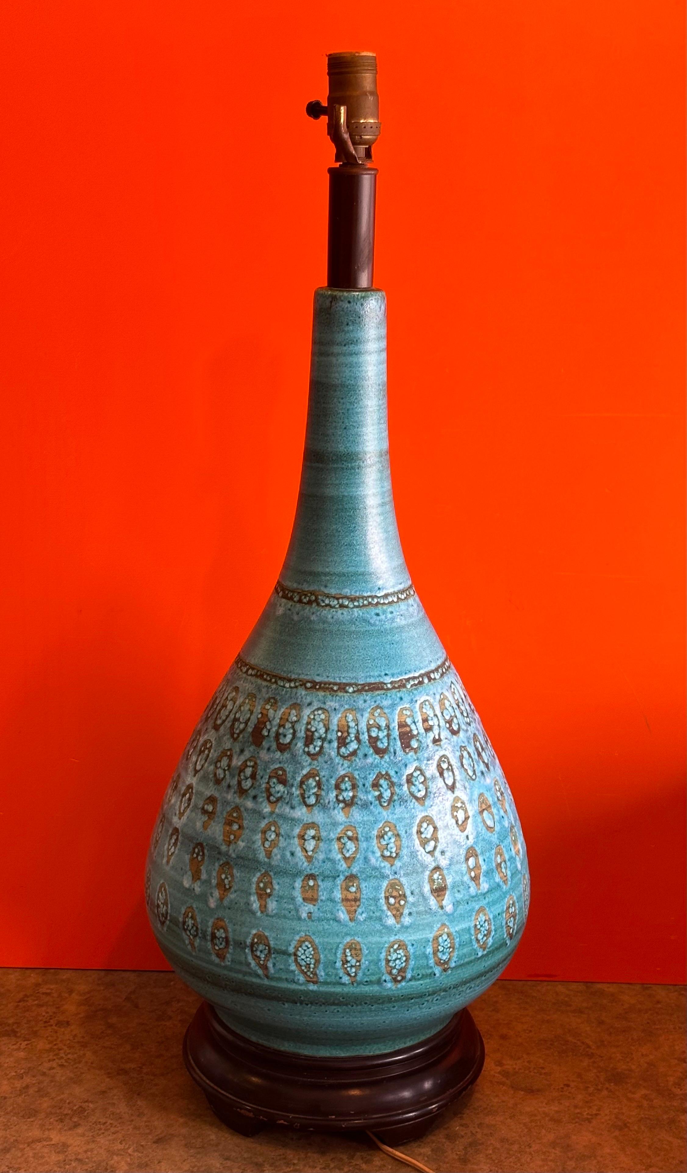 Monumental Turquoise Glazed Ceramic Lamp by Aldo Londi for Bitossi For Sale 5