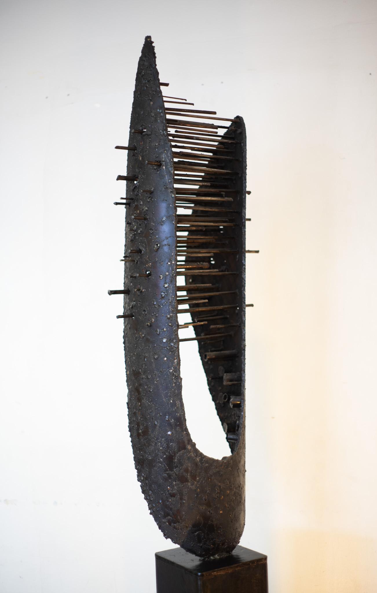 Escultura monumental y única de James Bearden de la serie de vacíos 