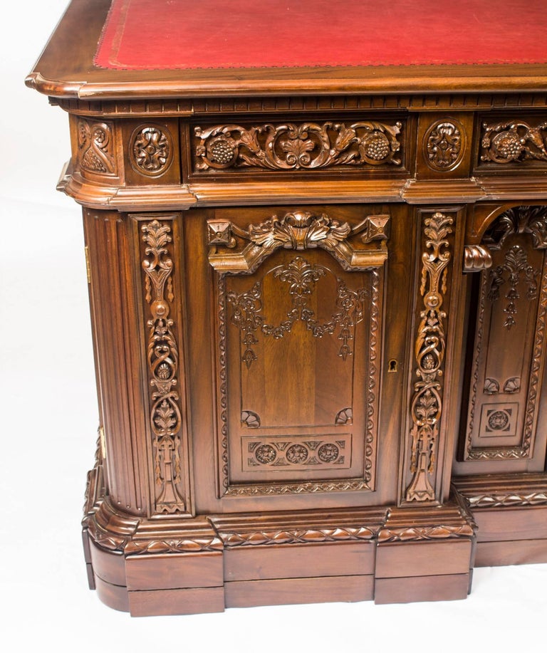 Monumental US Presidents Resolute Partners Desk, 20th Century at