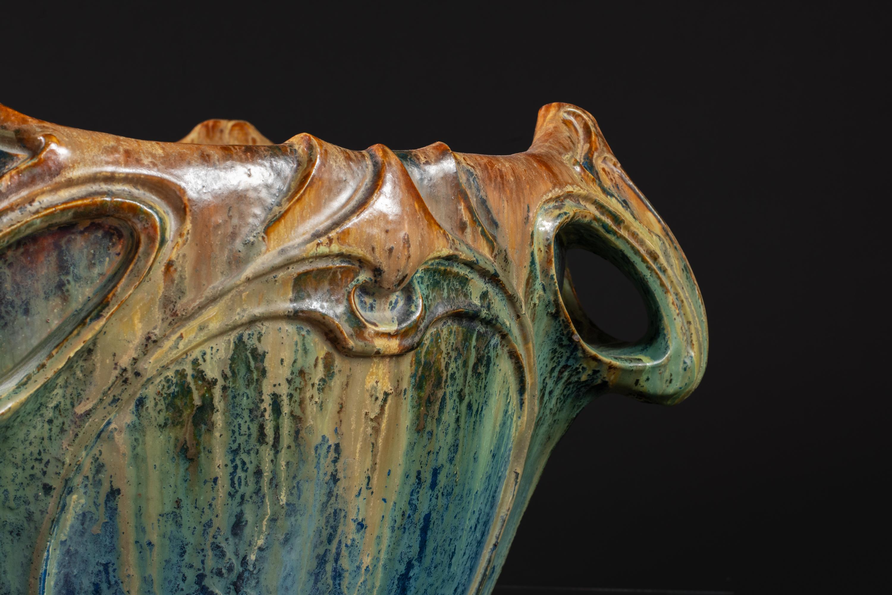 Monumental Vase Austríaco en venta