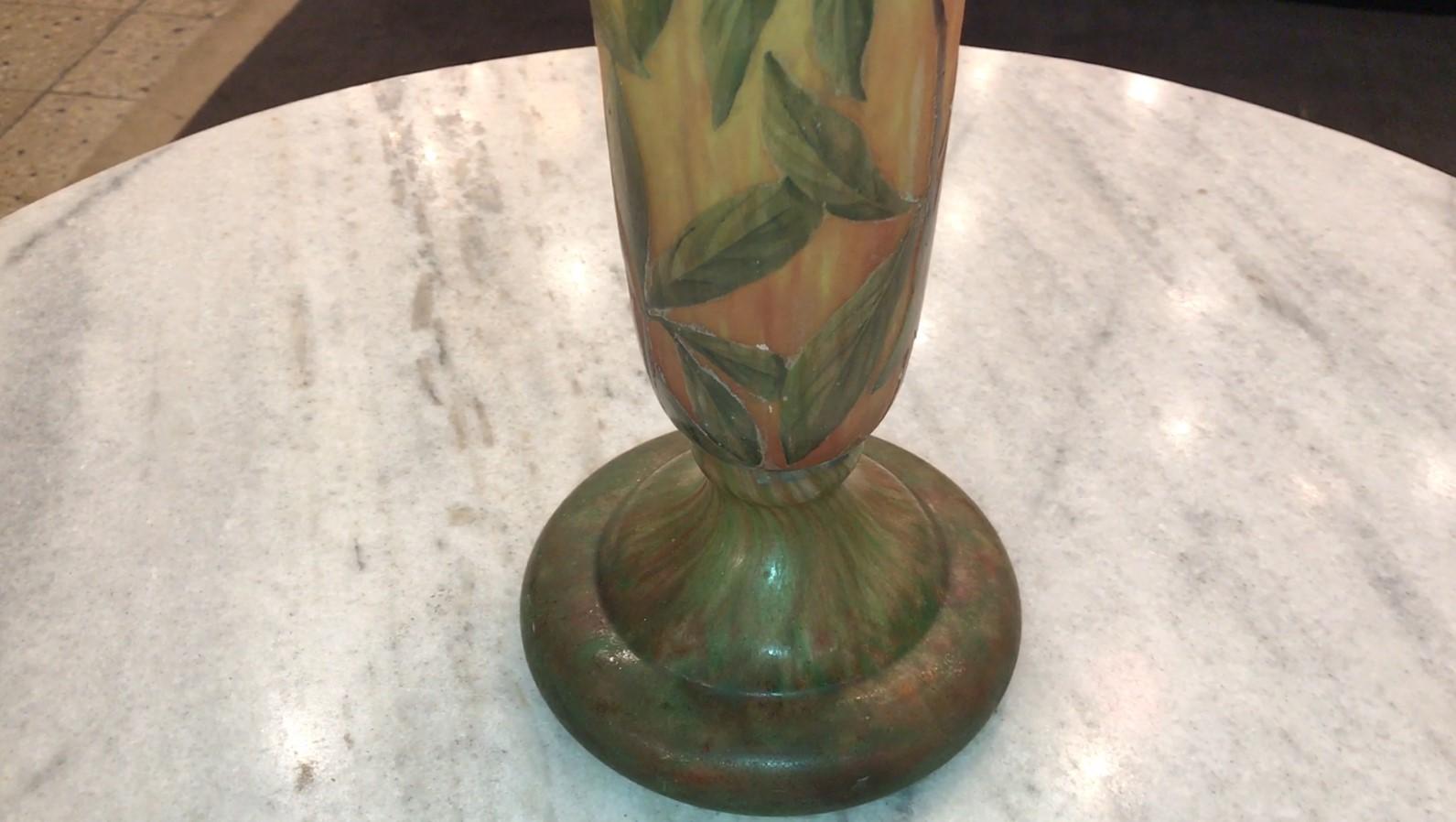 Vase monumental, signé Daum Nancy France, ( fleurs de cerisier) Style : Art nouveau en vente 9