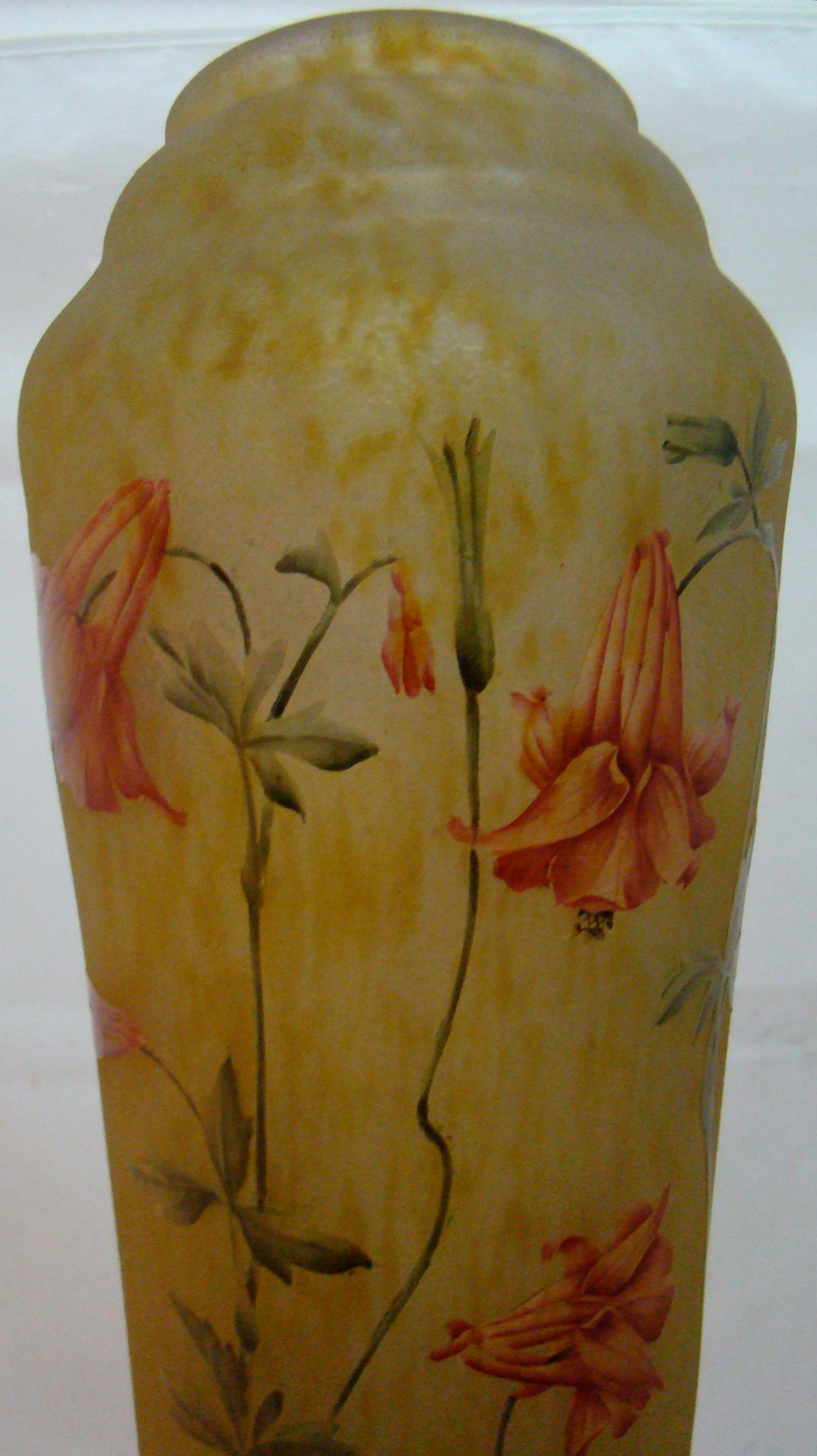 French Monumental Vase, Sign: Daum Nancy France, Style: Jugendstil, Art Nouveau, 1910 For Sale