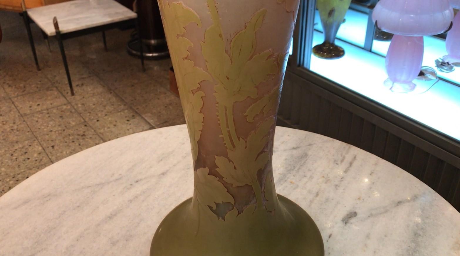 Monumental Vase, Sign: Gallé, Style: Jugendstil, Art Nouveau, Liberty, 1850 For Sale 11