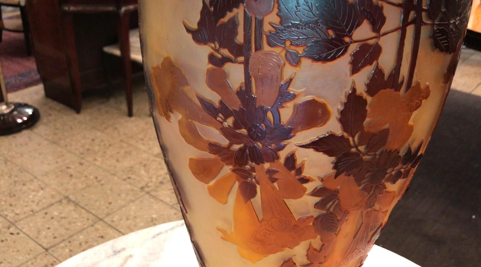 Vase monumental, Signe : Gallé, Style : Jugendstil, Art Nouveau, Liberty en vente 5
