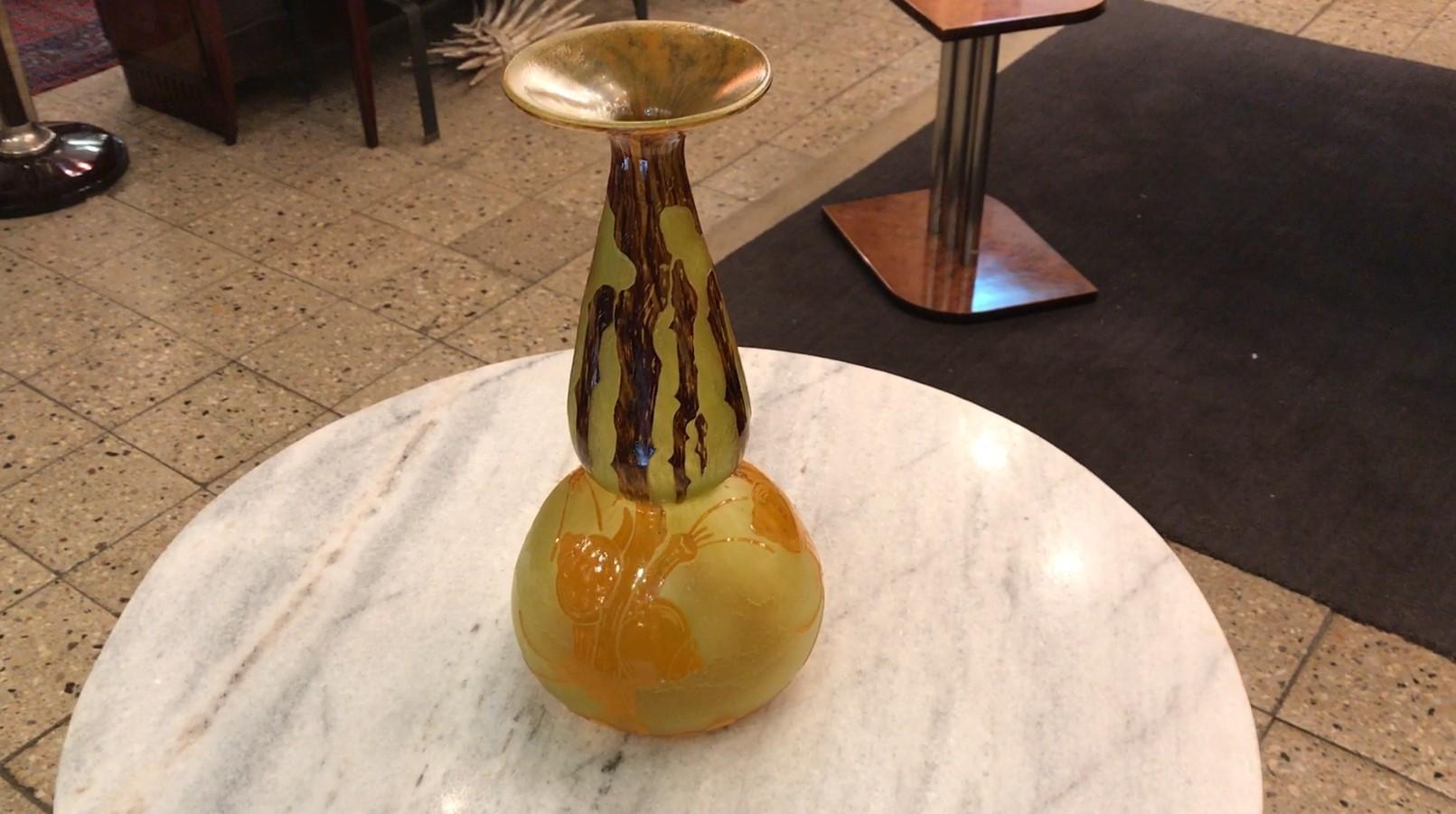 Signature du vase : Le Verre (Décoration Escargots / escargots) , Style :  Art nouveau en vente 6