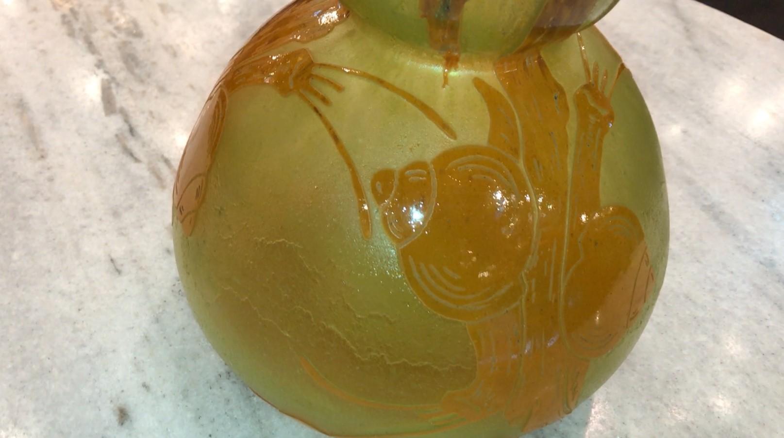Signature du vase : Le Verre (Décoration Escargots / escargots) , Style :  Art nouveau en vente 9