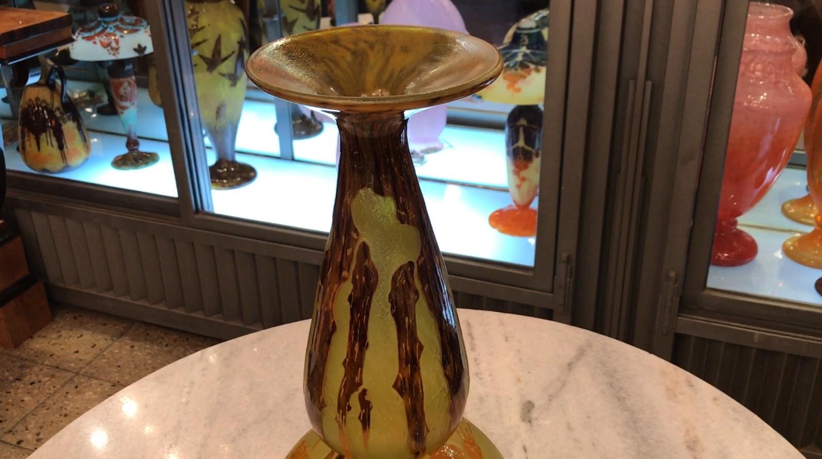 Signature du vase : Le Verre (Décoration Escargots / escargots) , Style :  Art nouveau en vente 12