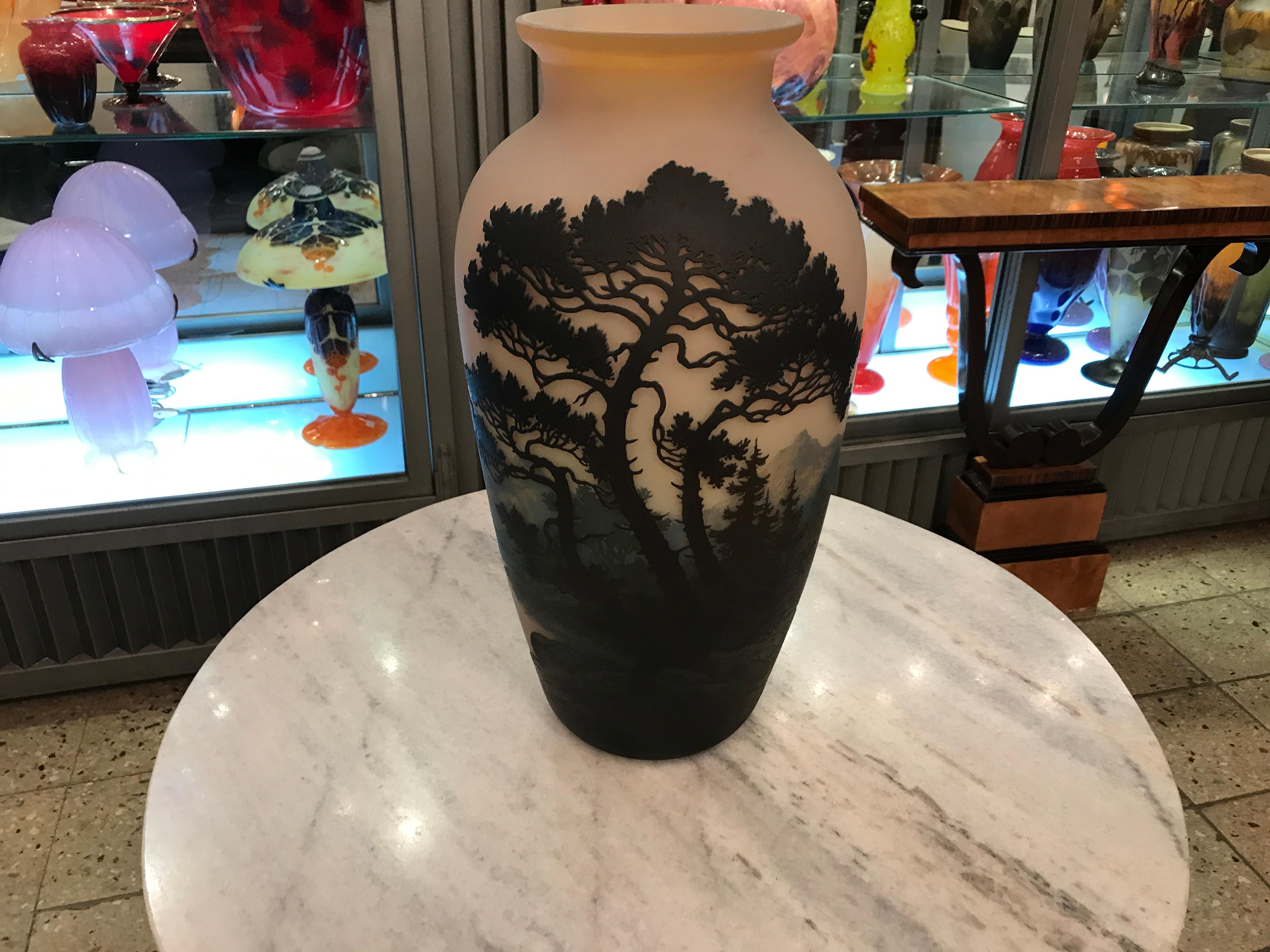 Monumental Vase, Sign: Muller Fres Luneville, Jugendstil, Art Nouveau, liberty For Sale 9