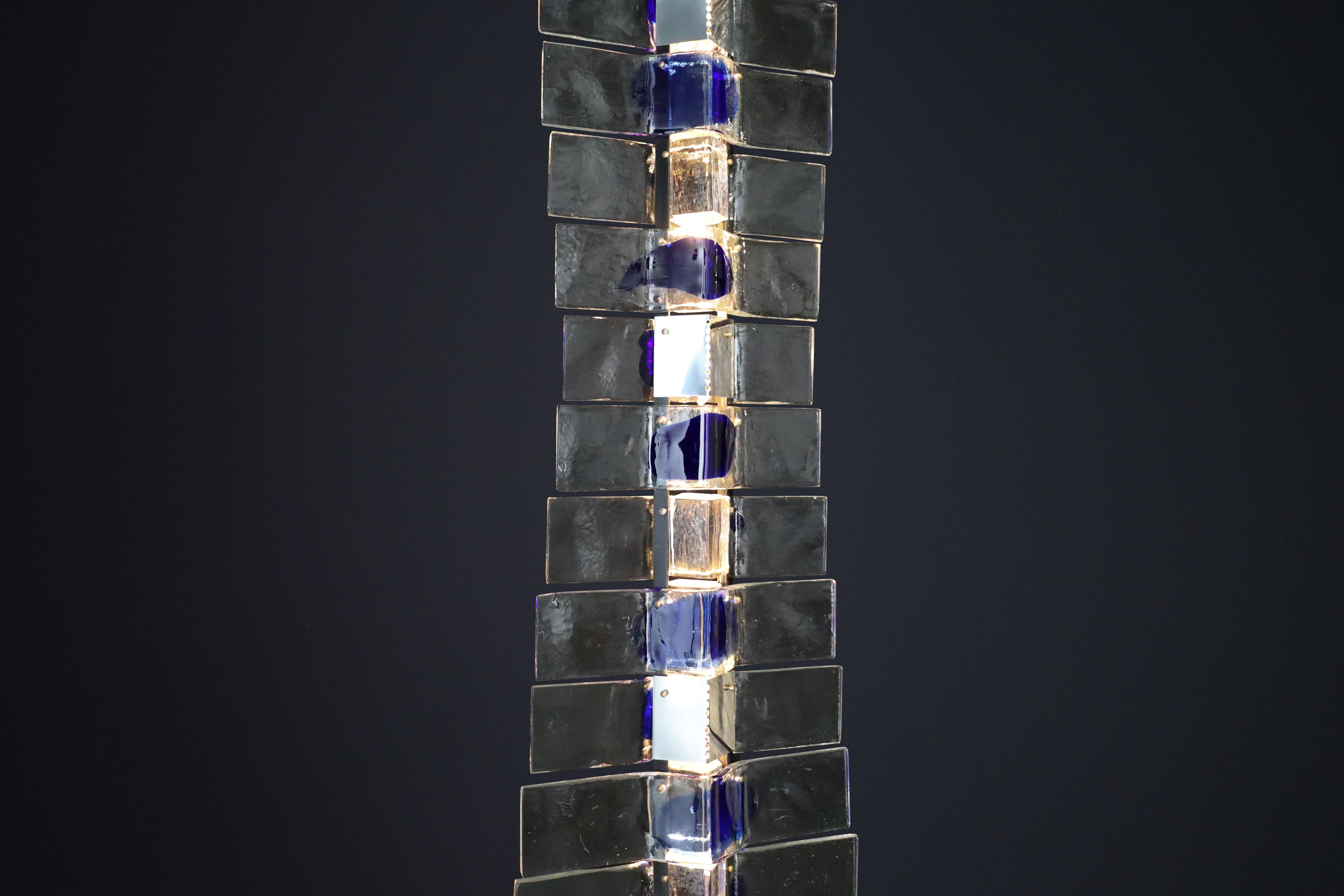 Metallo Monumentale lampadario Venini Tazebao in cristallo e vetro di Murano color zaffiro, Italia in vendita