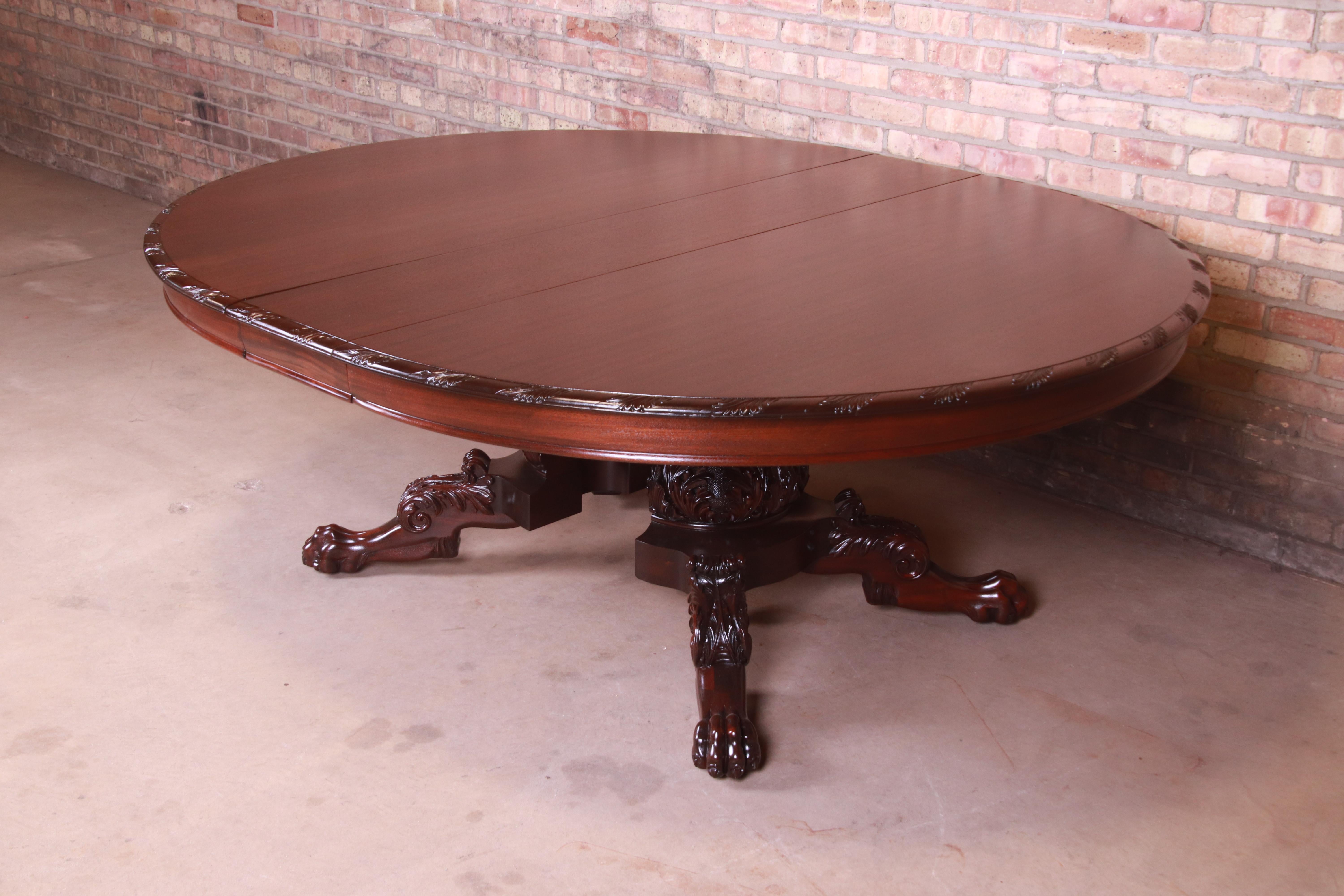 Monumental Victorian Carved Mahogany Dining Table with Seven Leaves, Refinished 15