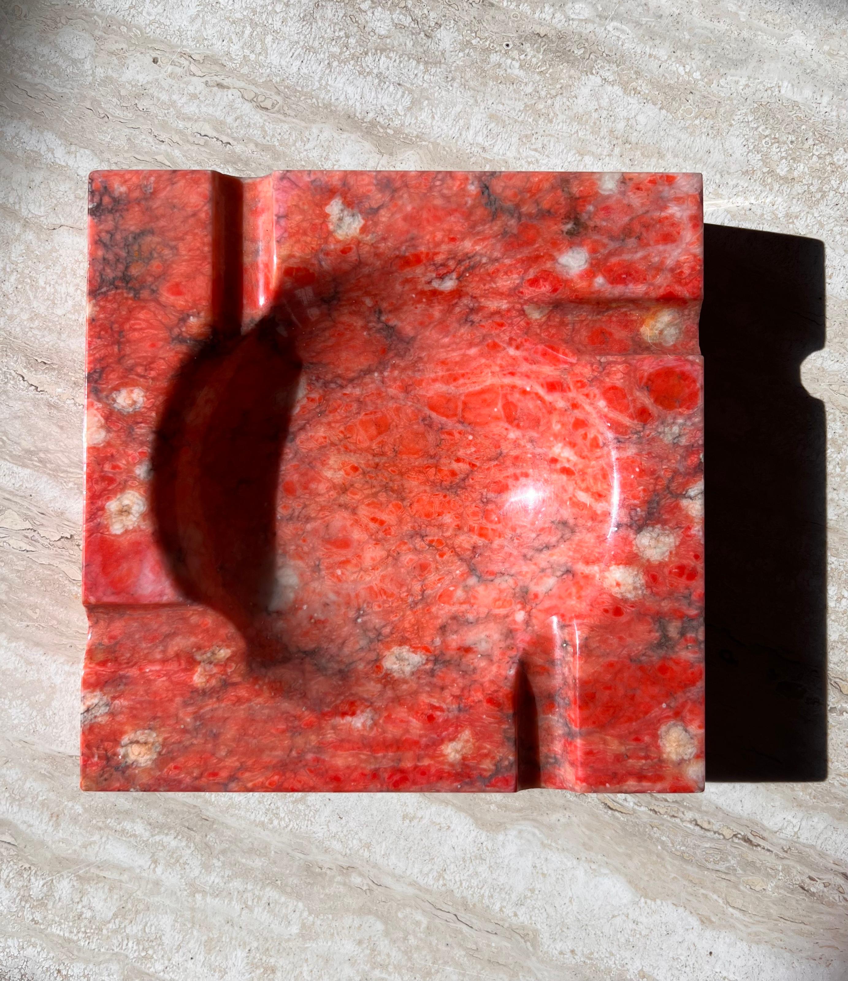 Monumental Vintage Italian marble ashtray in coral red, 1960s 9