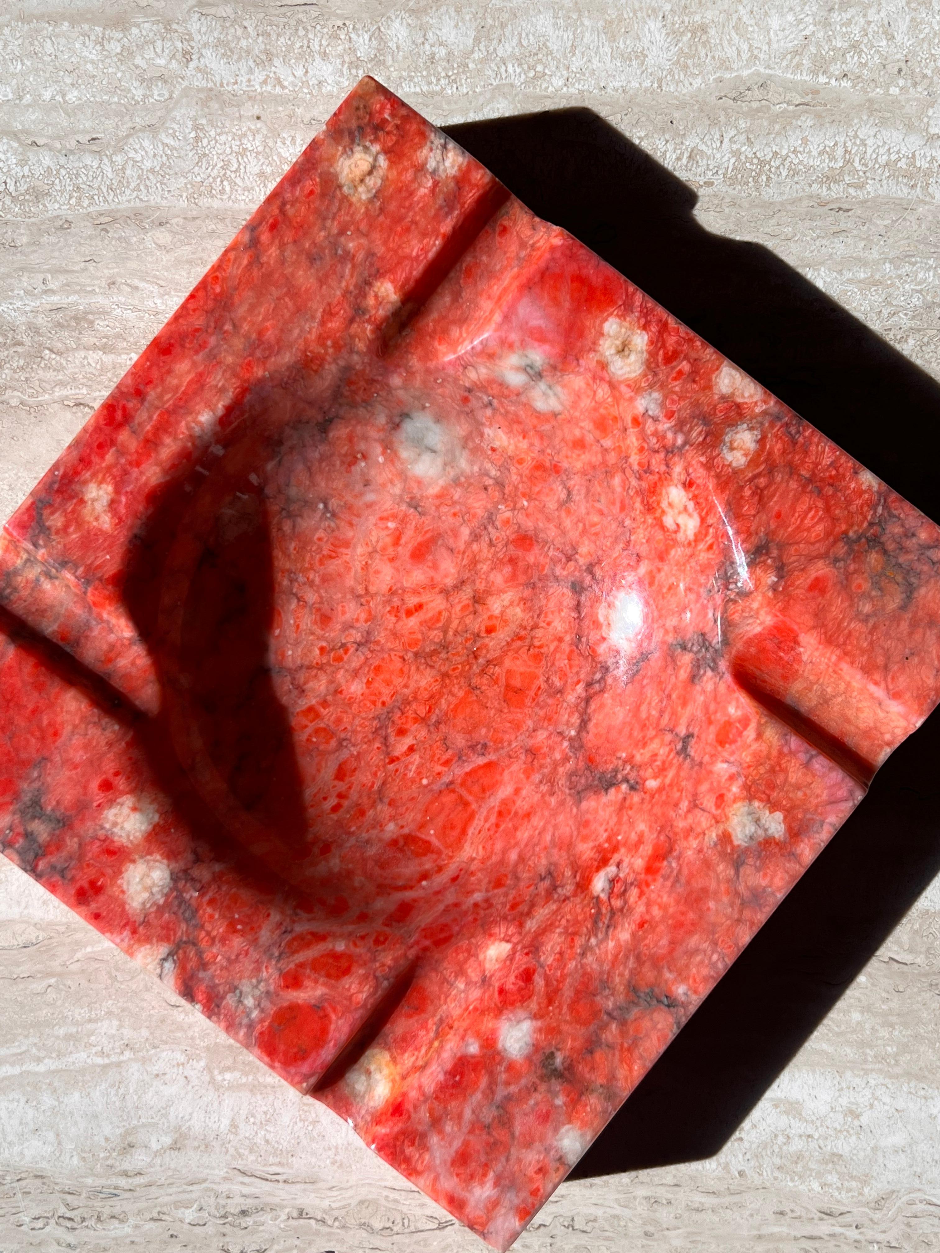 Mid-Century Modern Monumental Vintage Italian marble ashtray in coral red, 1960s