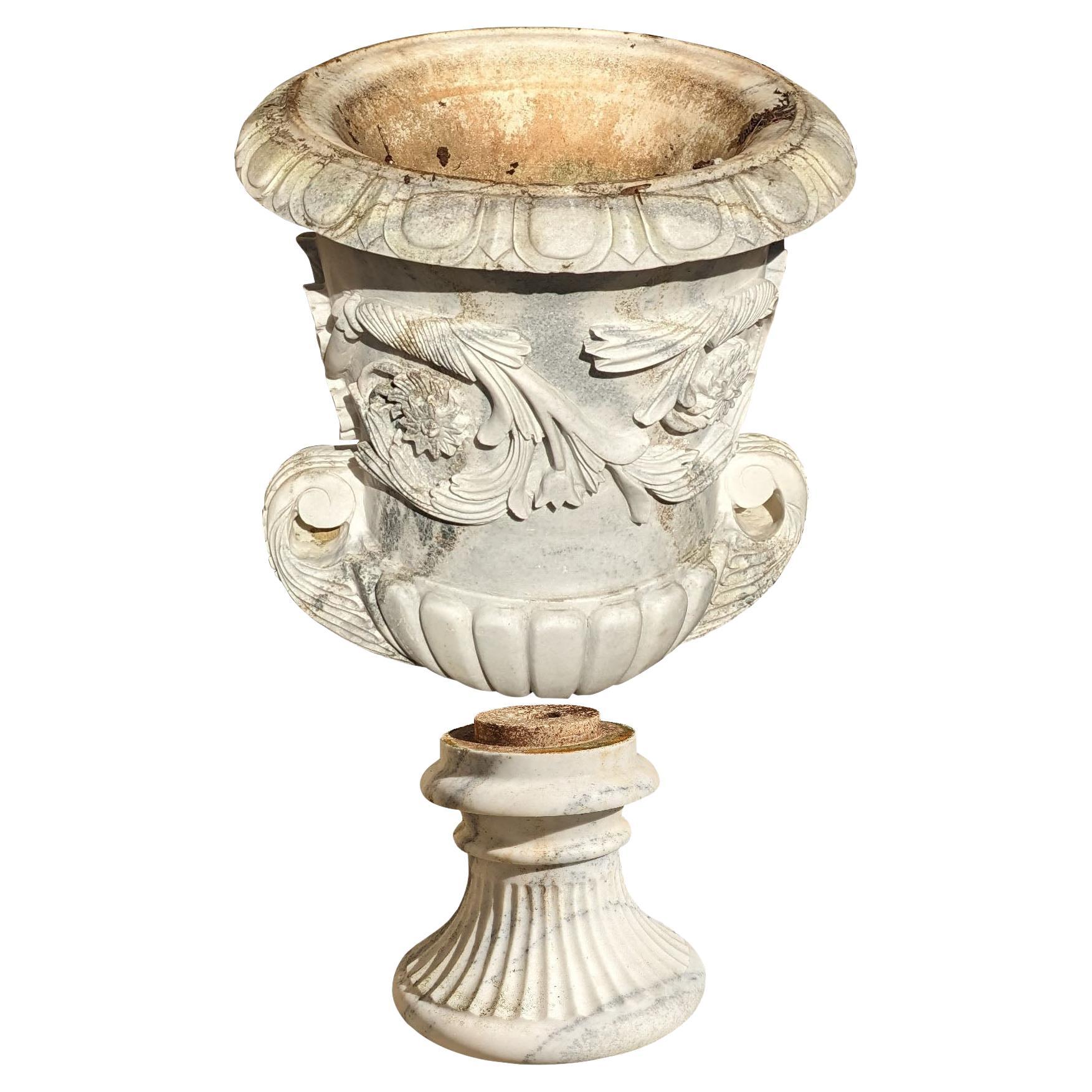Monumentale Vintage italienischen neoklassischen Marmor Garten Urne Pflanzer Jardinière 42"
