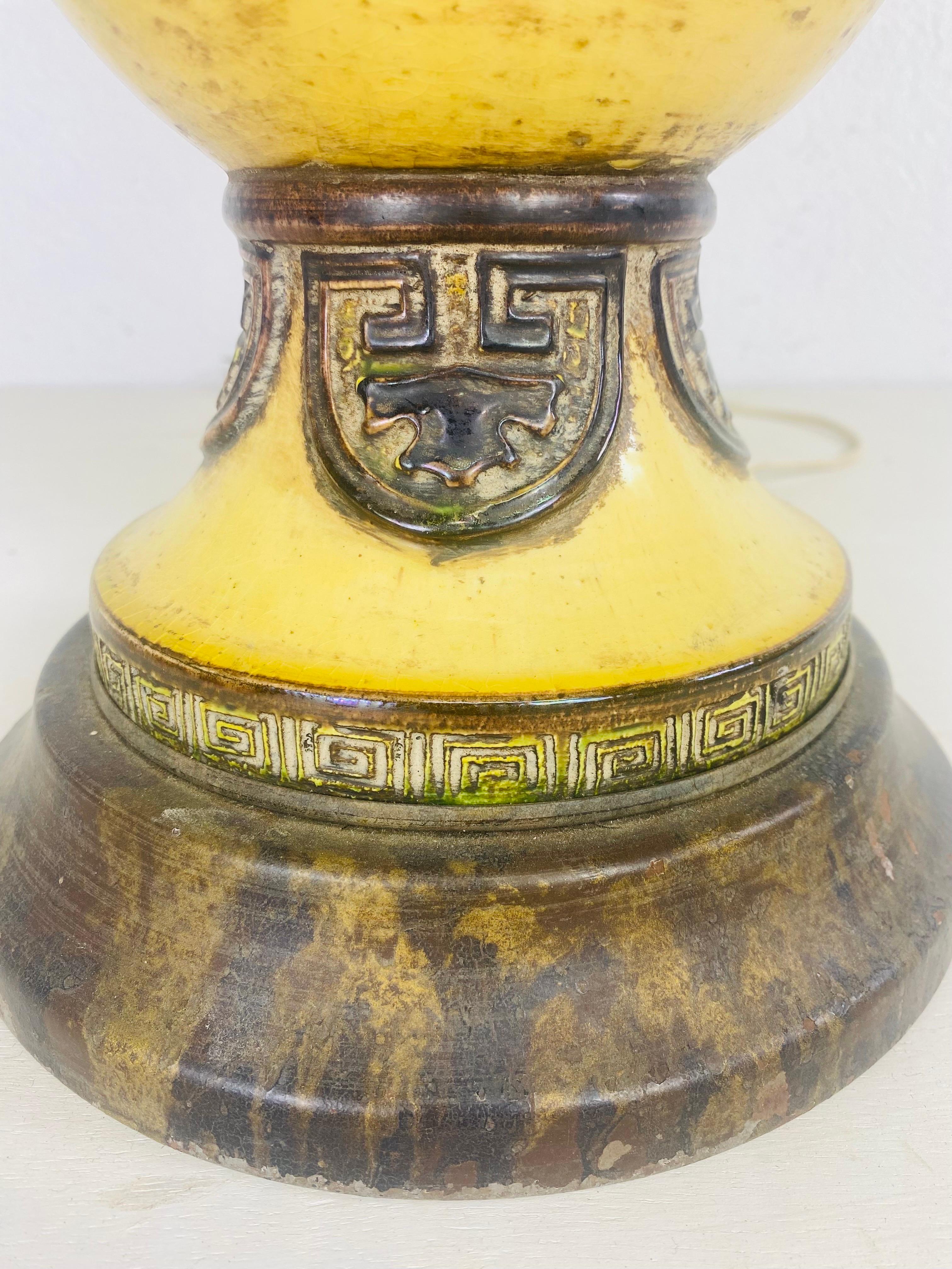Monumental vintage pottery  Asianist style table lamp after James Mont In Good Condition For Sale In Allentown, PA