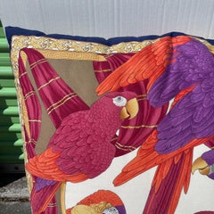 Monumentales Vintage Salvatore Ferragamo Papagei-Kissen mit Papagei-Vogeldruck, doppelseitig