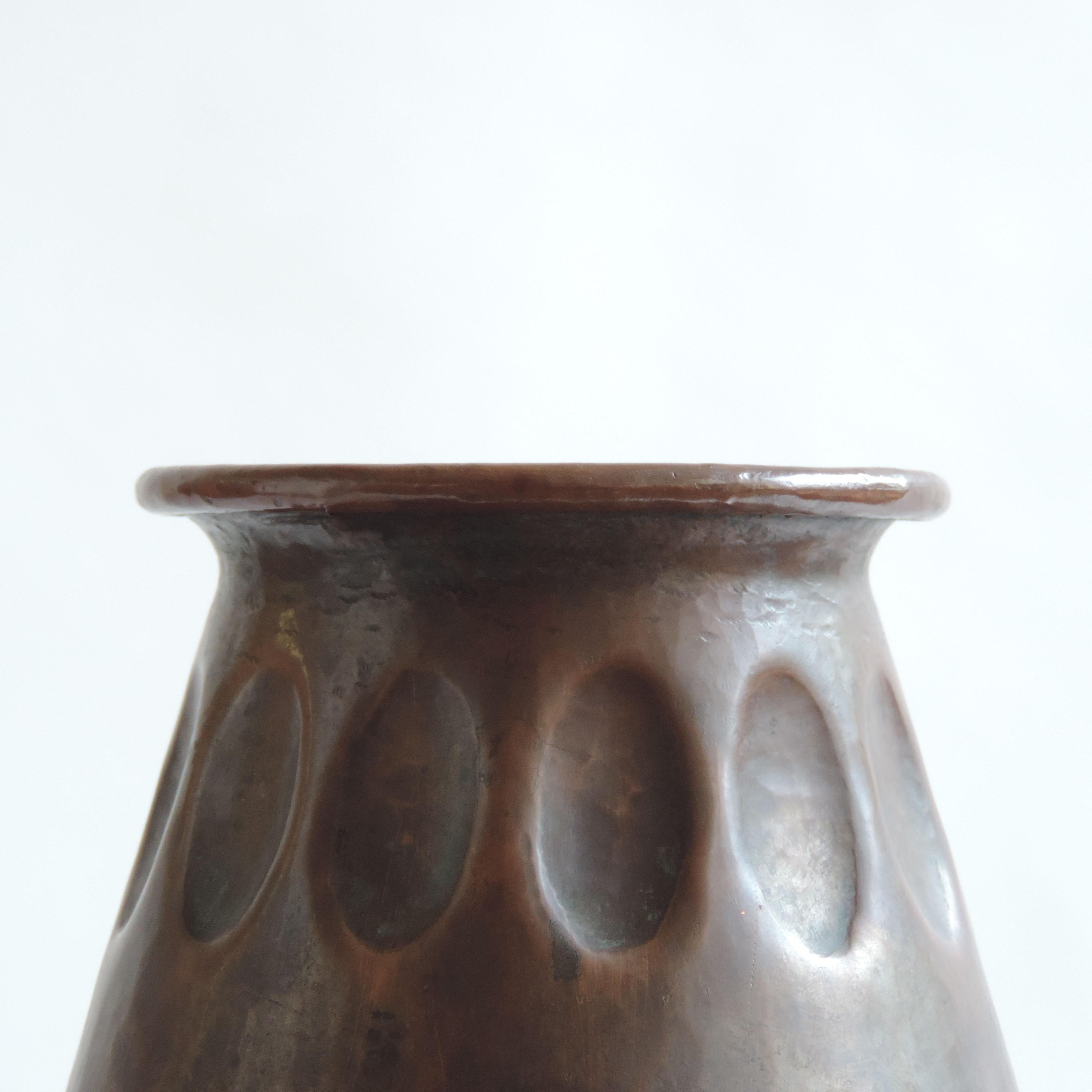 Monumental Vittorio Zecchin Hammered Copper Vase, Italy, 1925 1