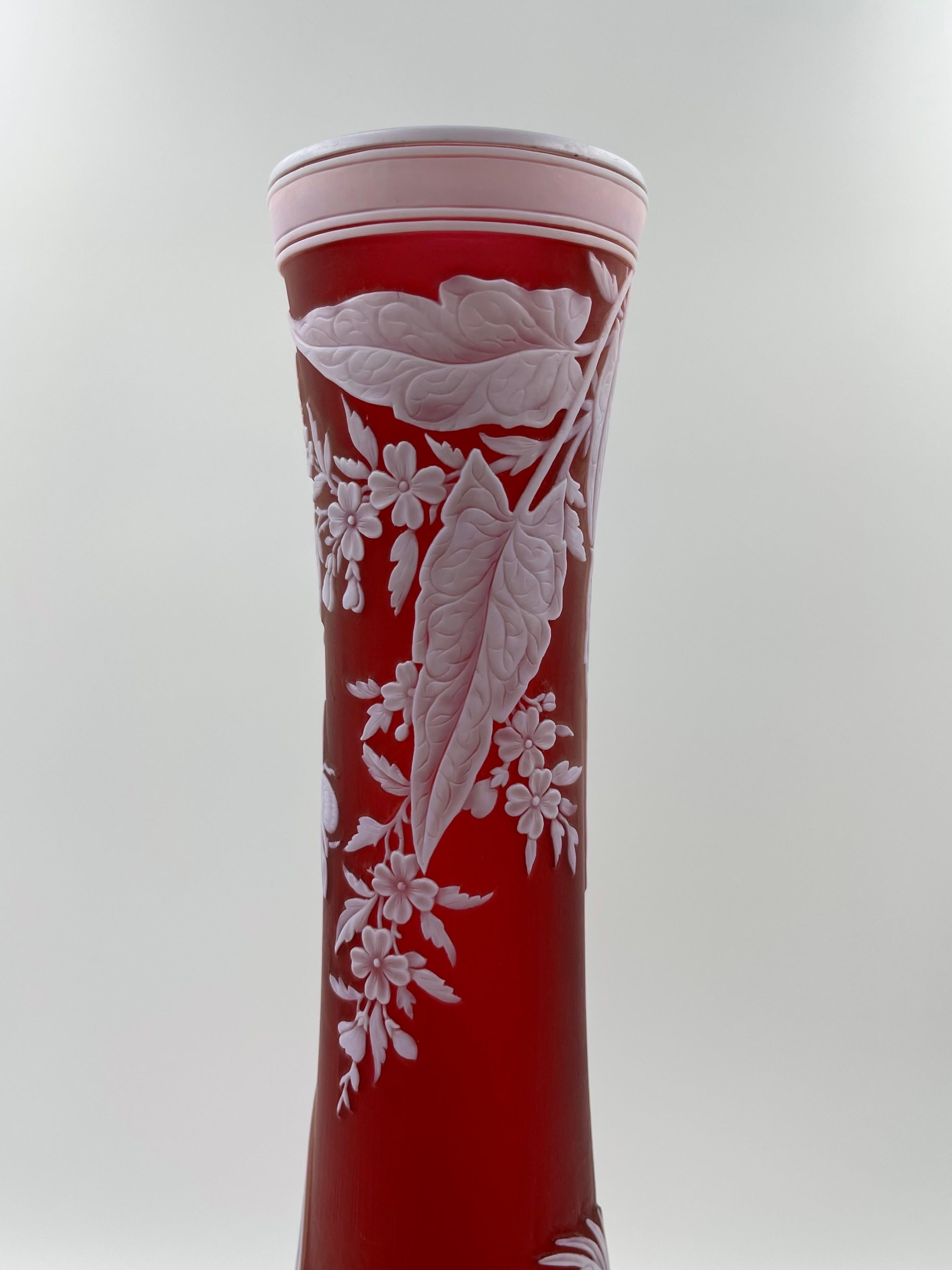 Monumental Webb English Red Art Glass vase  In Good Condition In Kensington, CT