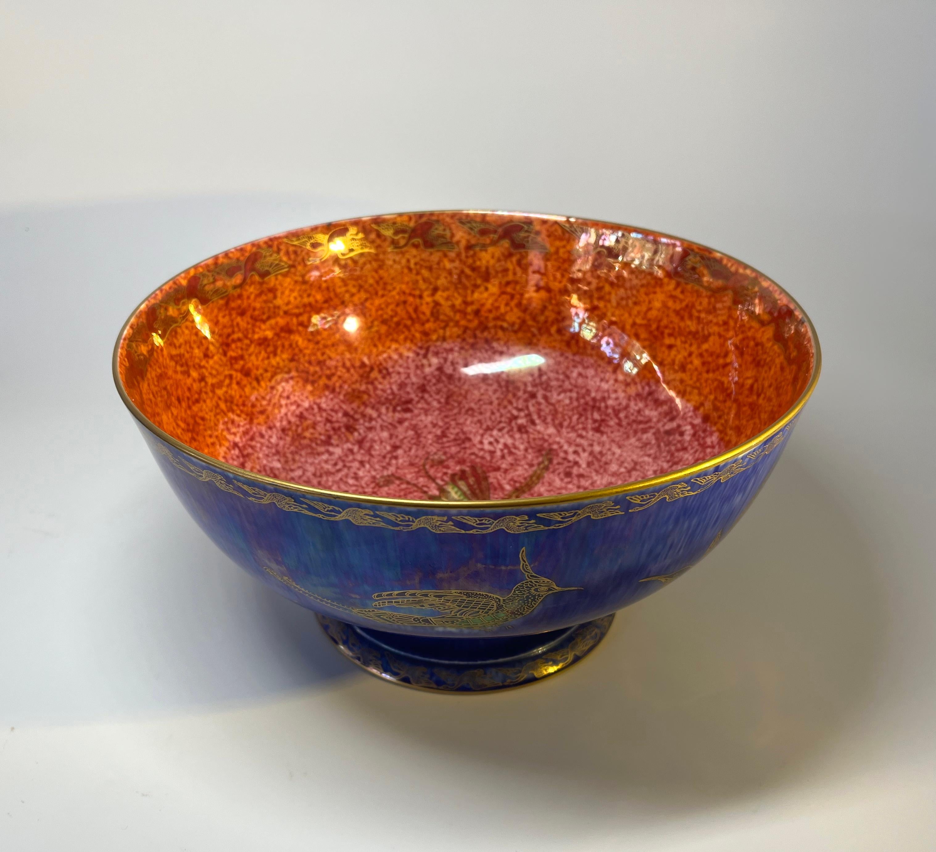 Art Déco Ciotola con piede Monumental Wedgwood Ordinary Lustre di Daisy Making-Jones in vendita