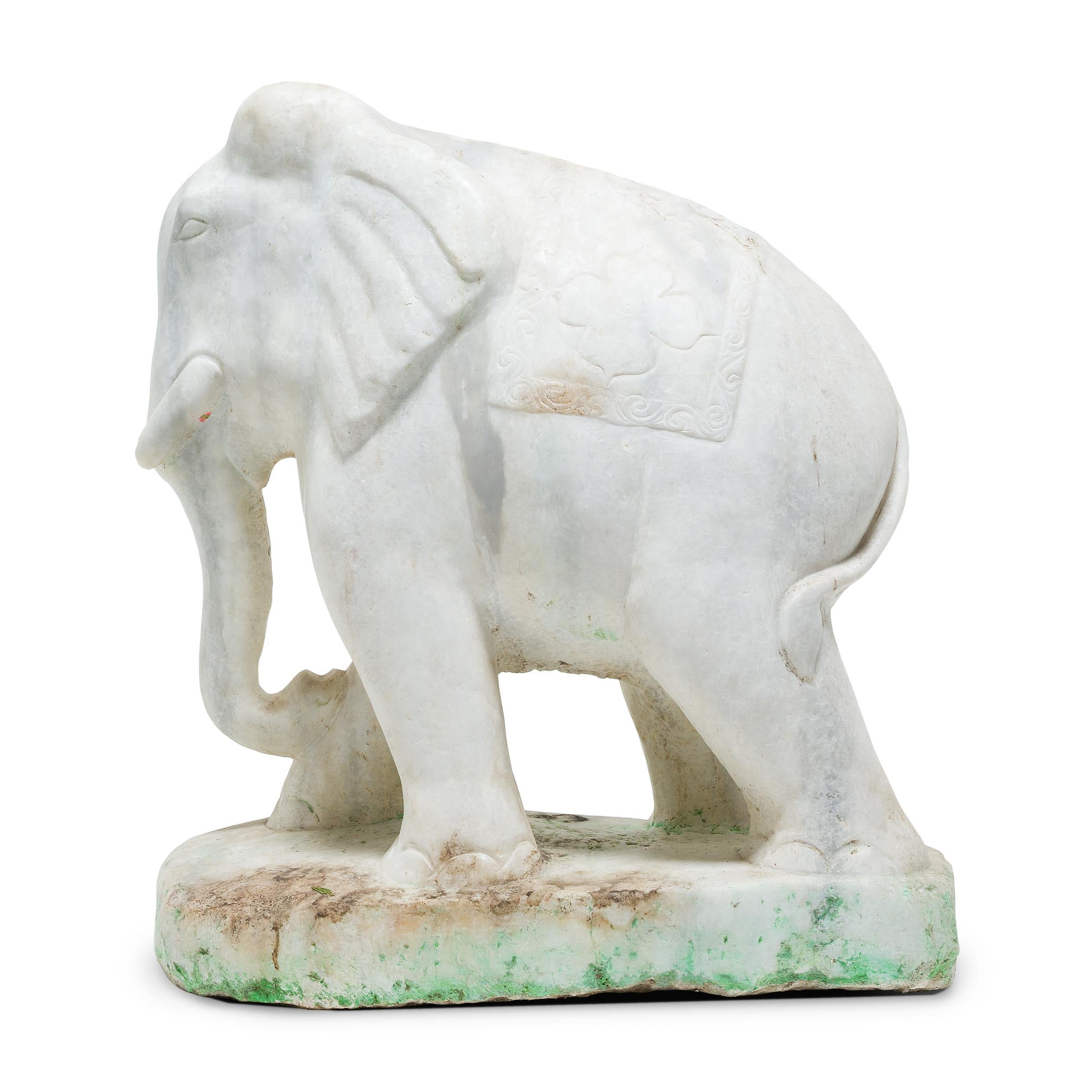Monumental White Marble Elephant In Good Condition For Sale In Chicago, IL