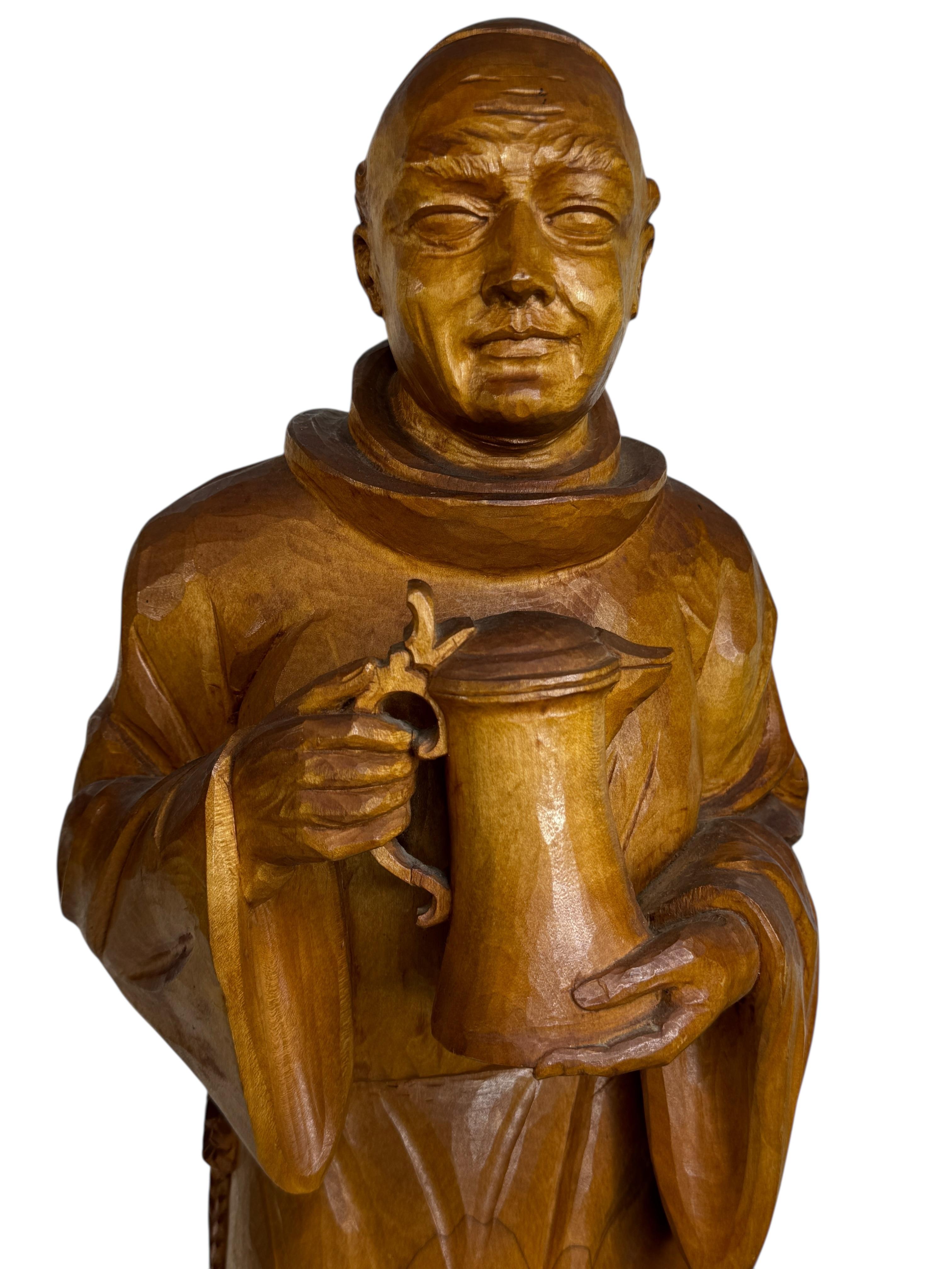 Monumentale Holz geschnitzt Black Forest Mönch Statue Vintage 1960er Jahre Deutschland im Angebot 1