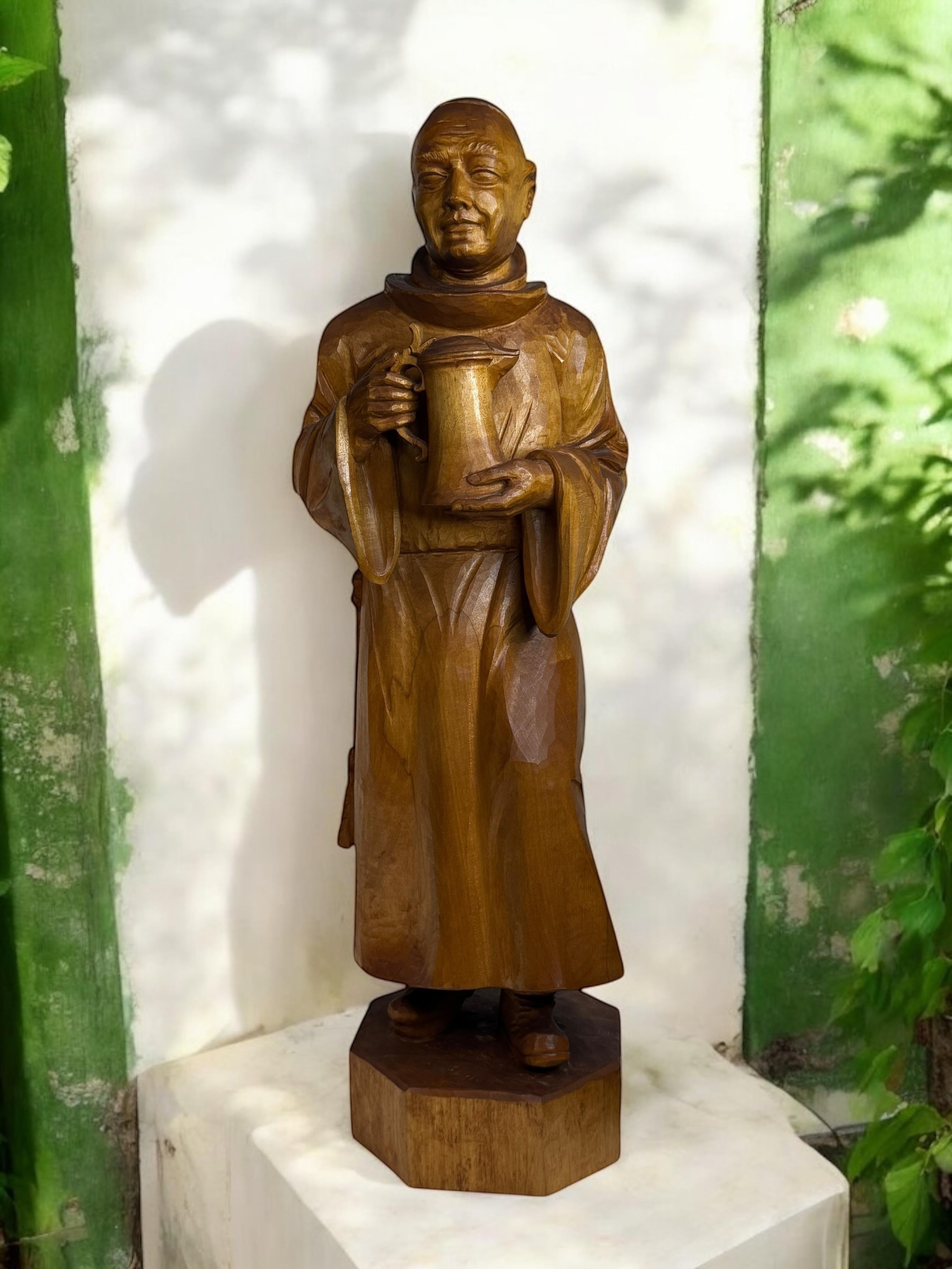 Monumentale Holz geschnitzt Black Forest Mönch Statue Vintage 1960er Jahre Deutschland im Angebot 3