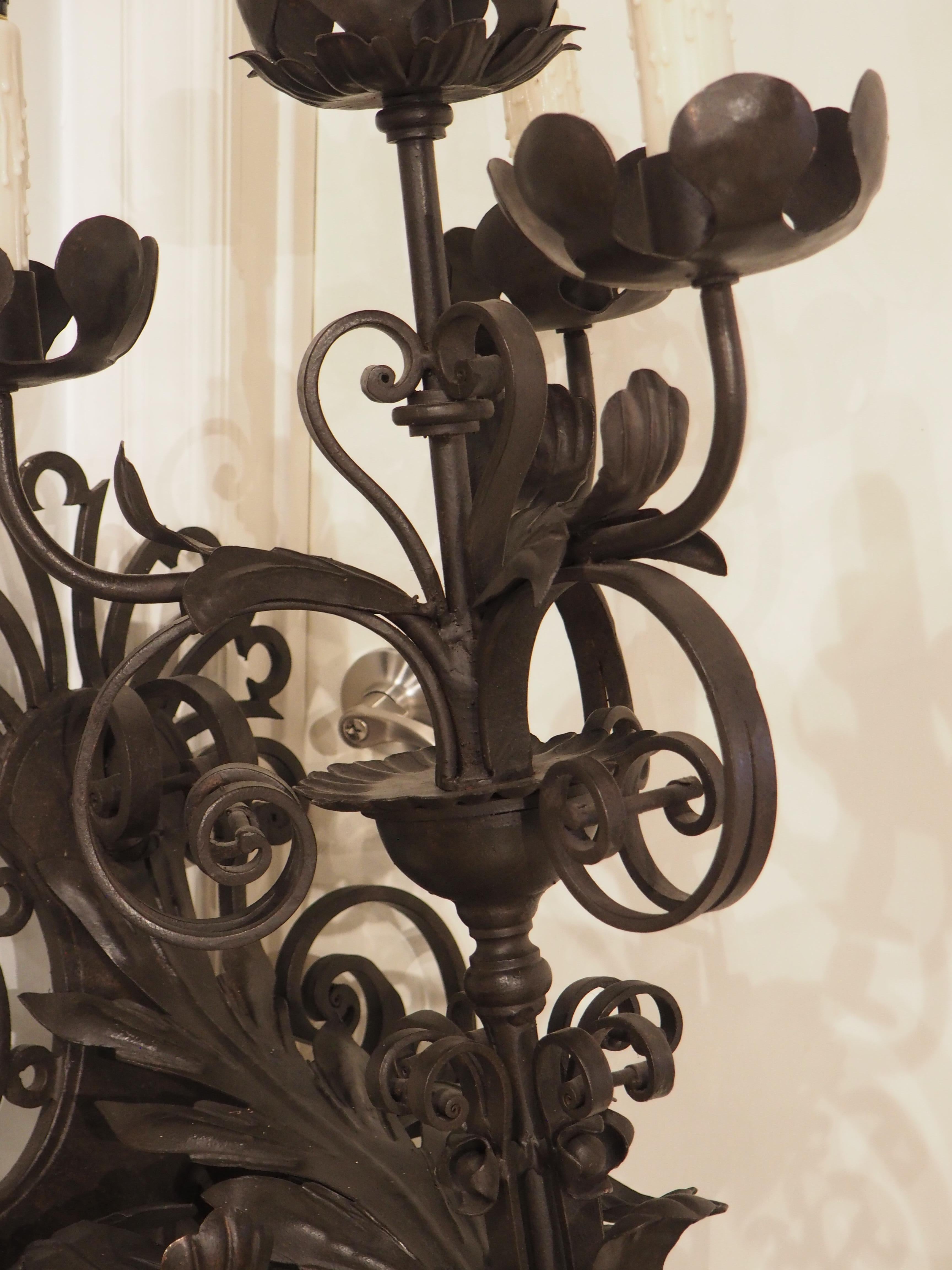 Monumental Wrought Iron Single Arm 4-Light Wall Sconce, H-57 inches In Good Condition For Sale In Dallas, TX