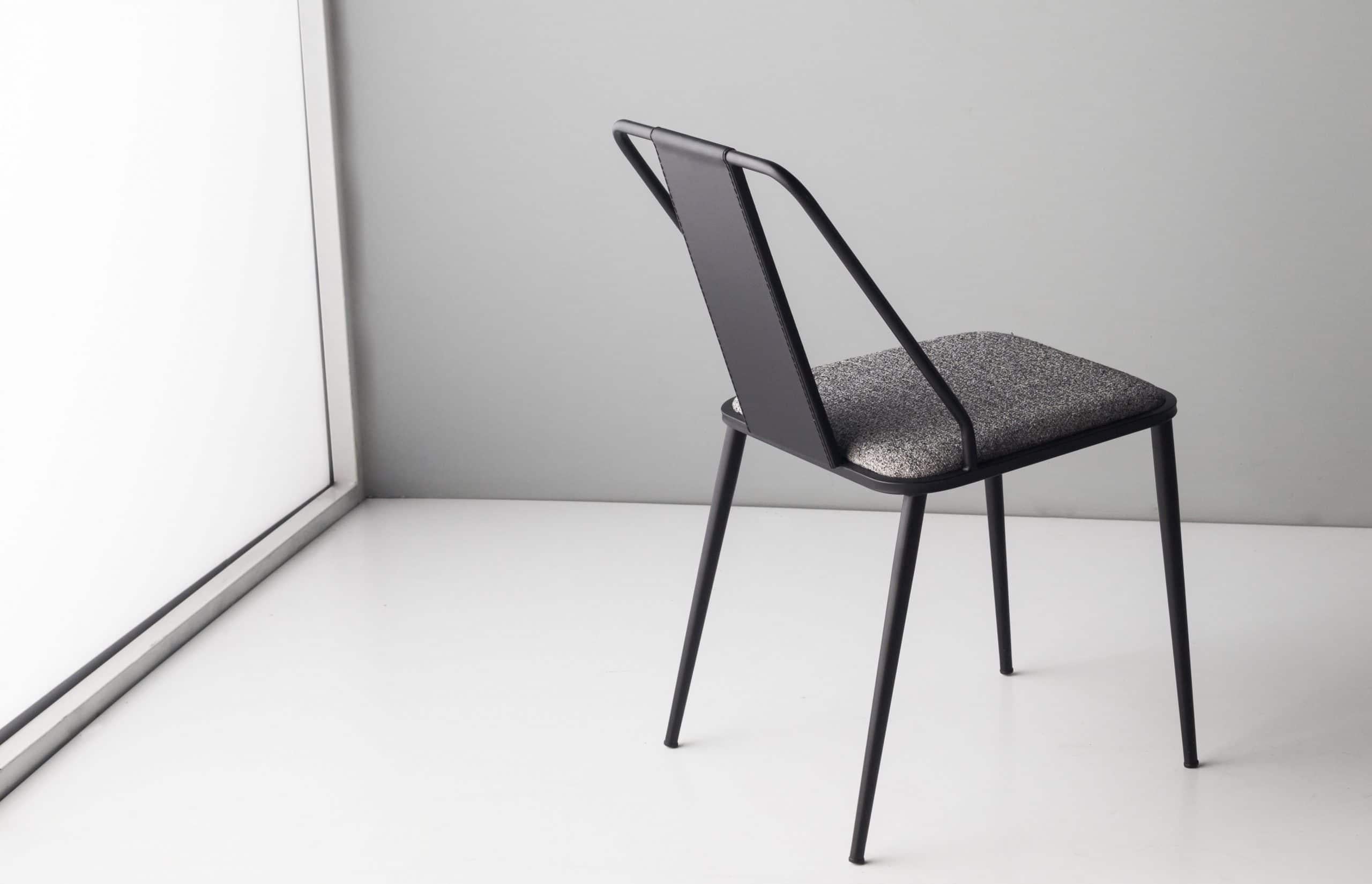 Post-Modern Mook Chair by Doimo Brasil For Sale