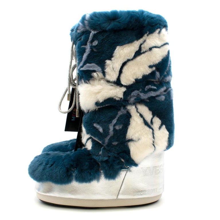 Moon Boot x Yves Salomon Blue Rabbit Fur Boots 39-41 For Sale at 1stDibs