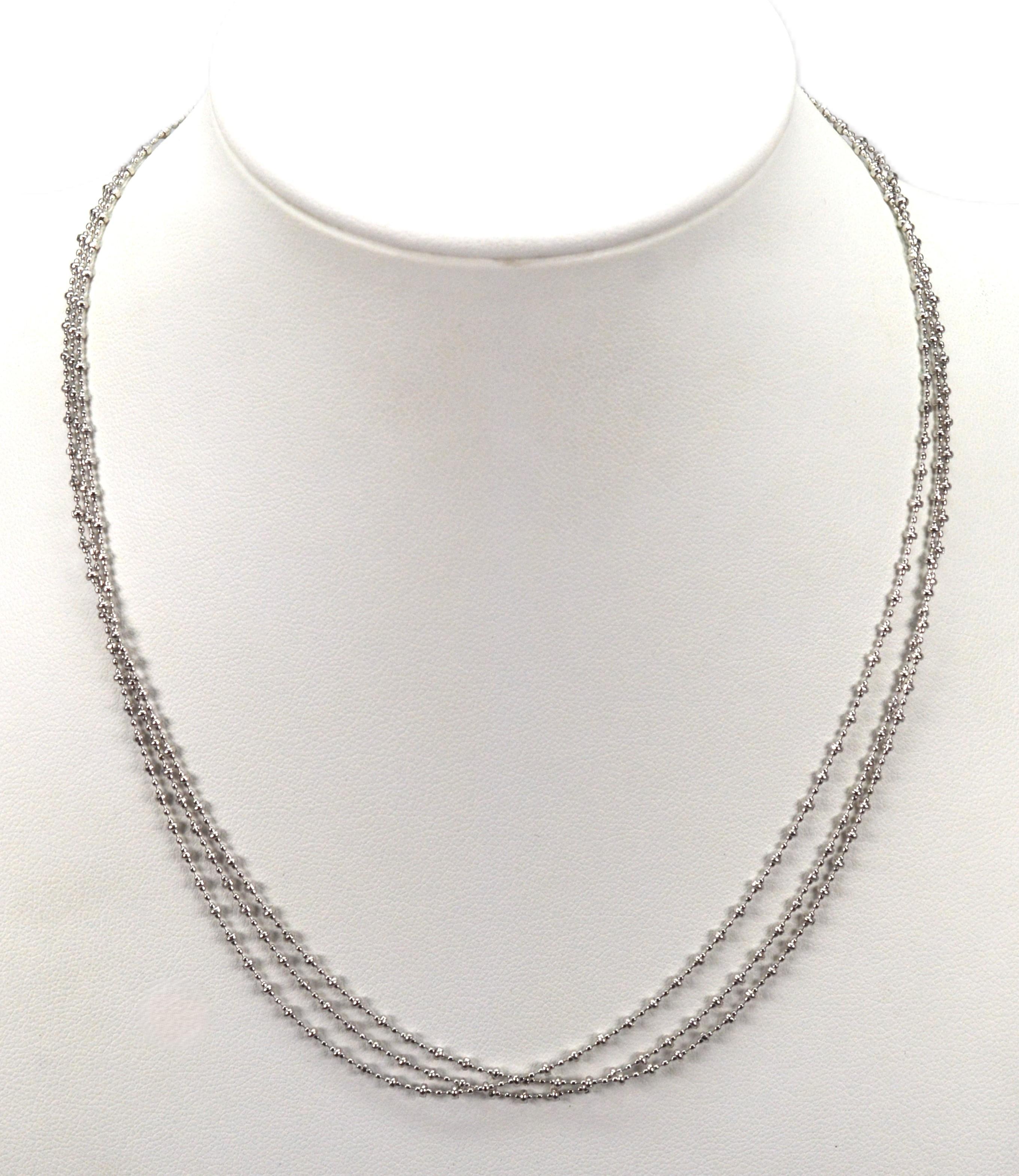 Collier Moon Chain Triple Strand en or blanc 14 carats Pour femmes en vente