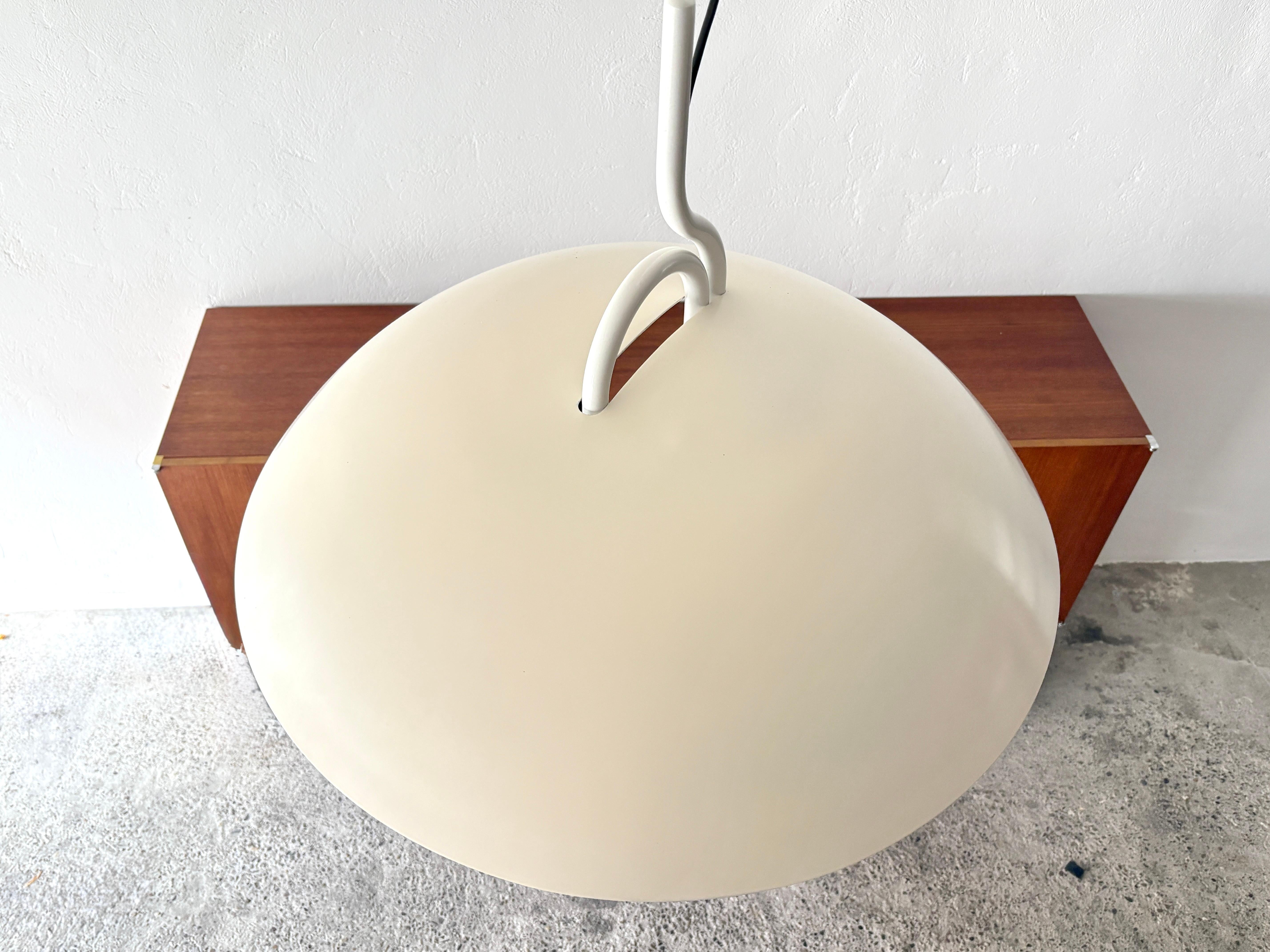 Moon Dome counterweight lamp designed by Vico Magistretti for Elio Martinelli For Sale 2
