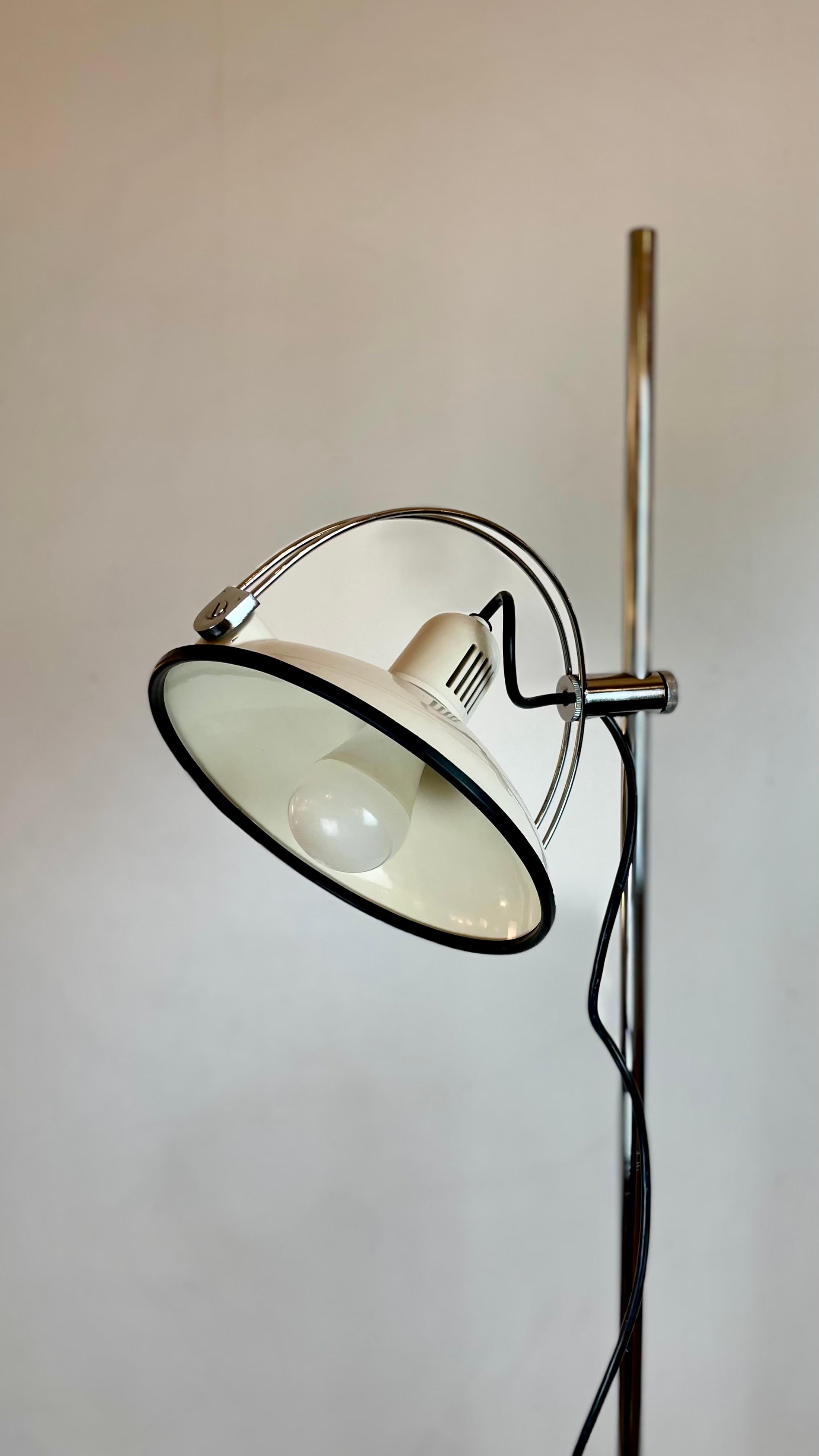 Fine XX secolo Moon, lampada da terra di Philips, anni '70 in vendita
