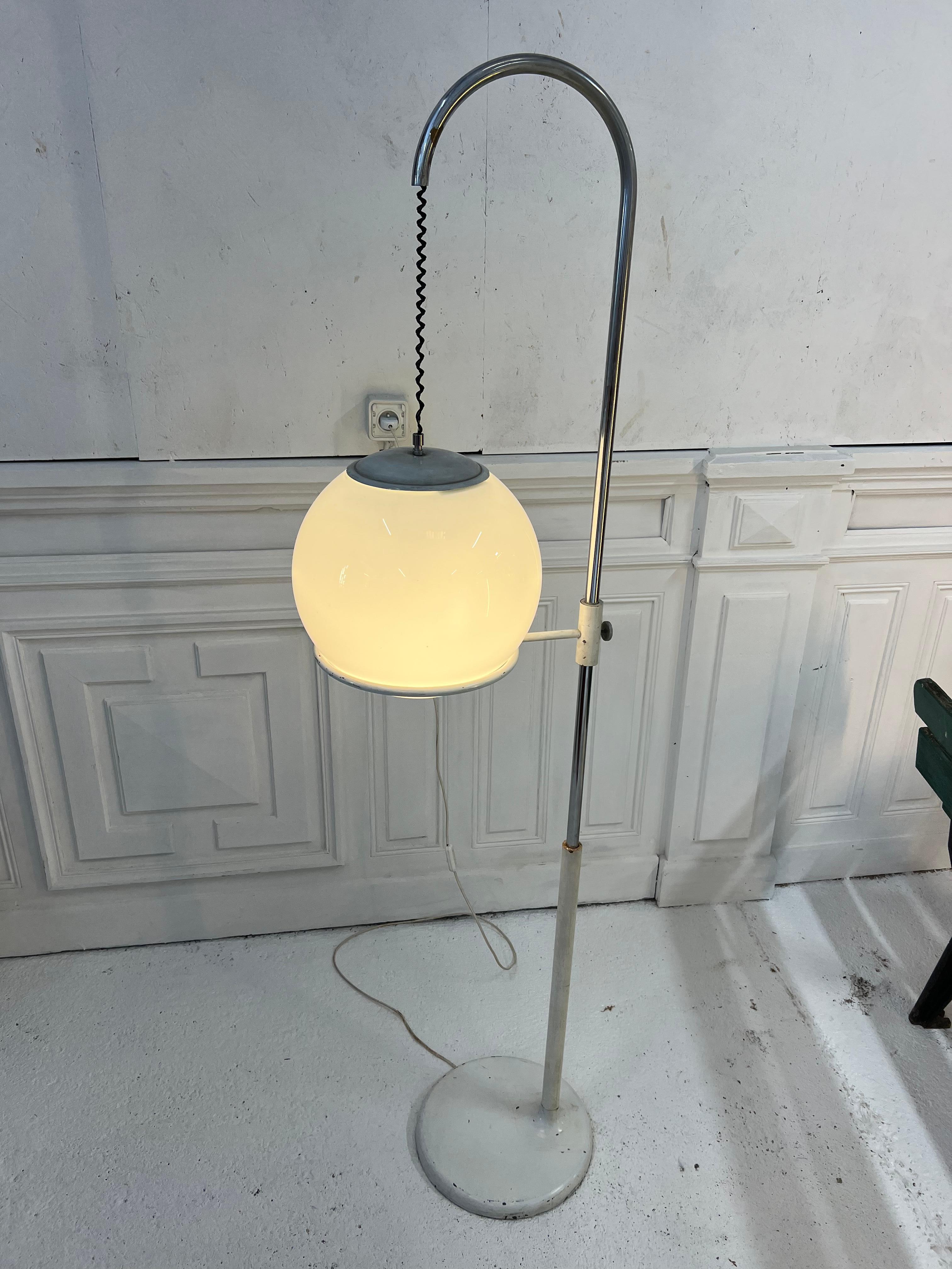 Moon Guzzini Floor Lamp, 1950s For Sale 3