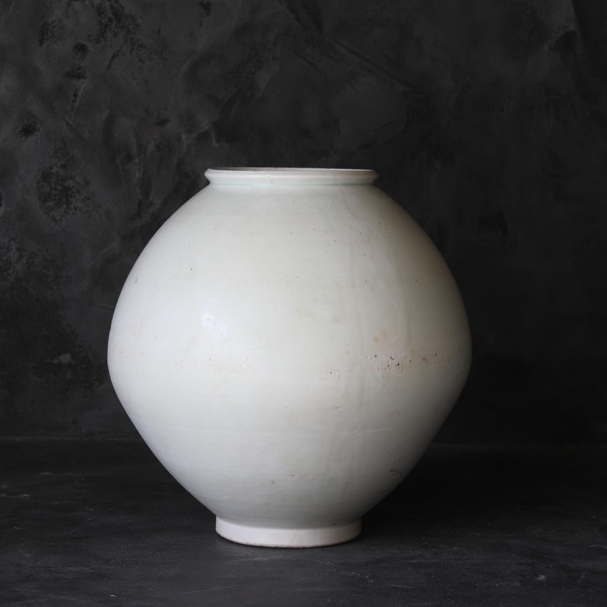 Ceramic Moon Jar 'Dalhanari' - Lot2  / 17th Century / Korean Antiques / Joseon Dynasty For Sale