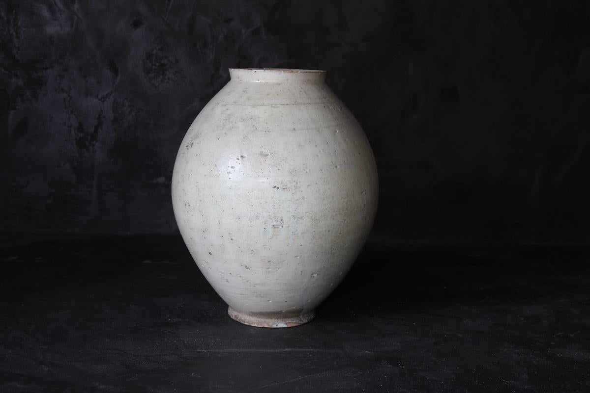 Ceramic Moon Jar / Korean Antique vase / Joseon Dynasty / 18th Century For Sale