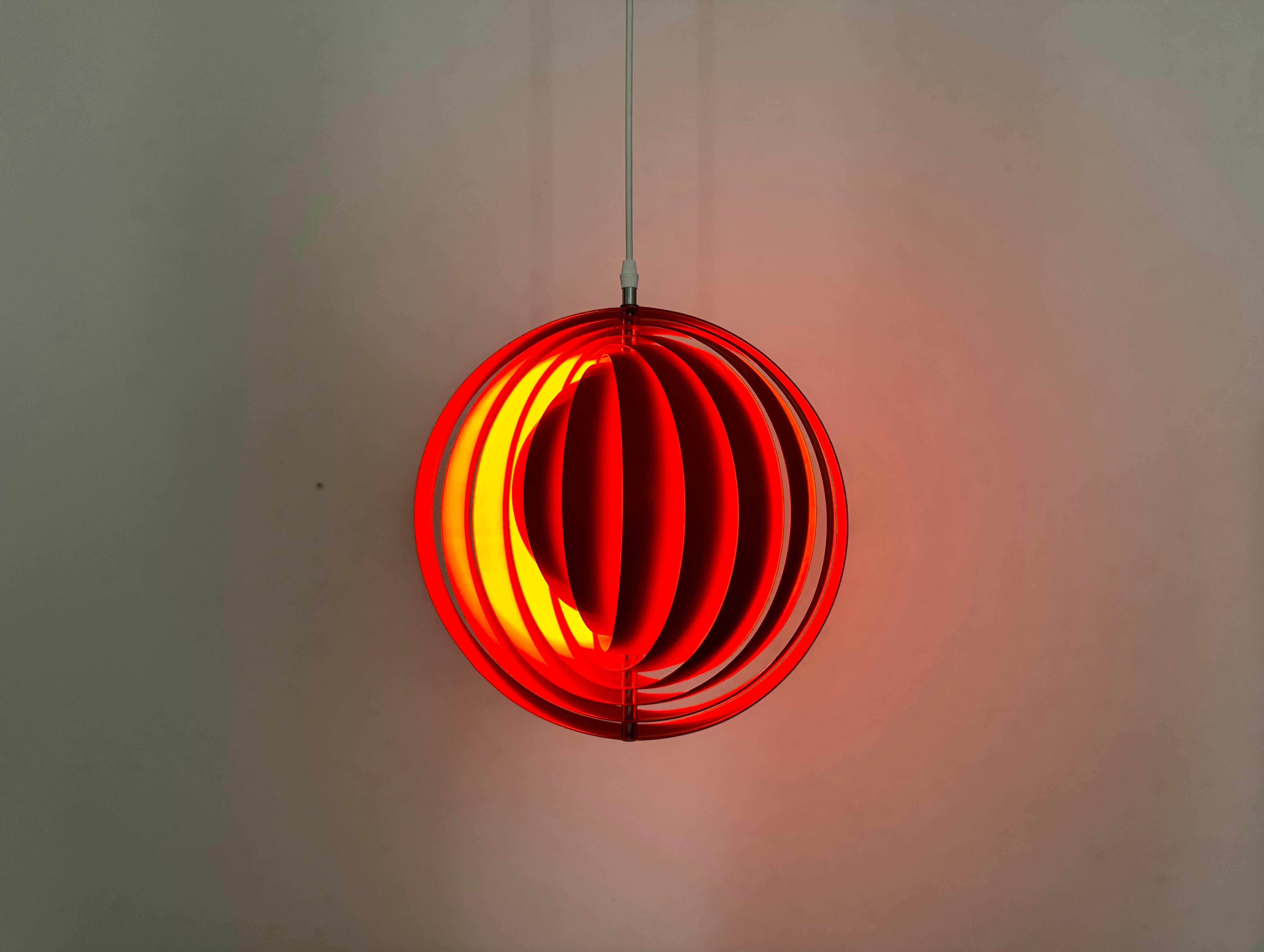 Moon Pendant Lamp by Verner Panton For Sale 3