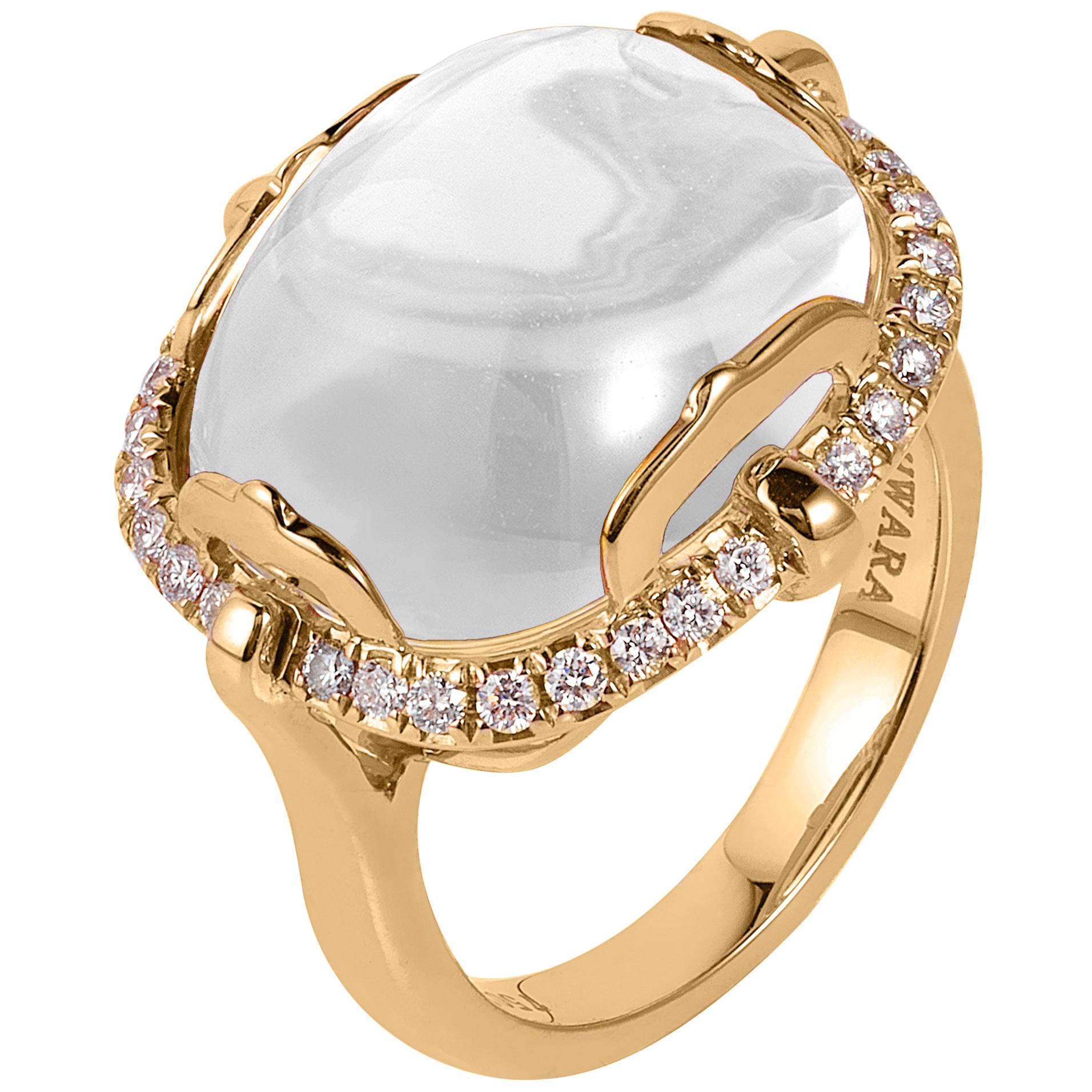 Ring mit Goshwara-Kissen Cabochon Mondquarz und Diamant im Angebot