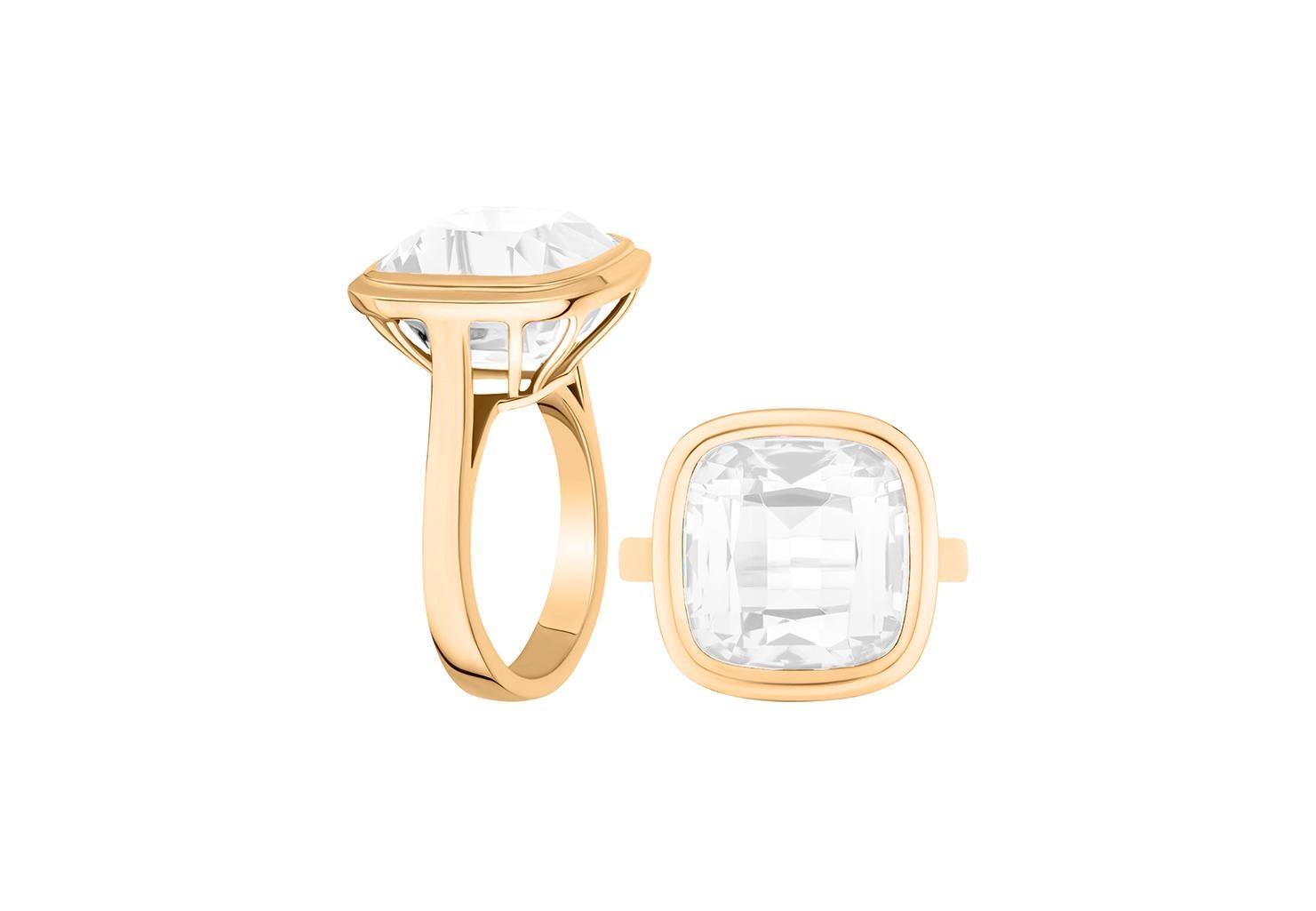 En vente :  Bague Moon Quartz taille coussin en or jaune 18 carats 4