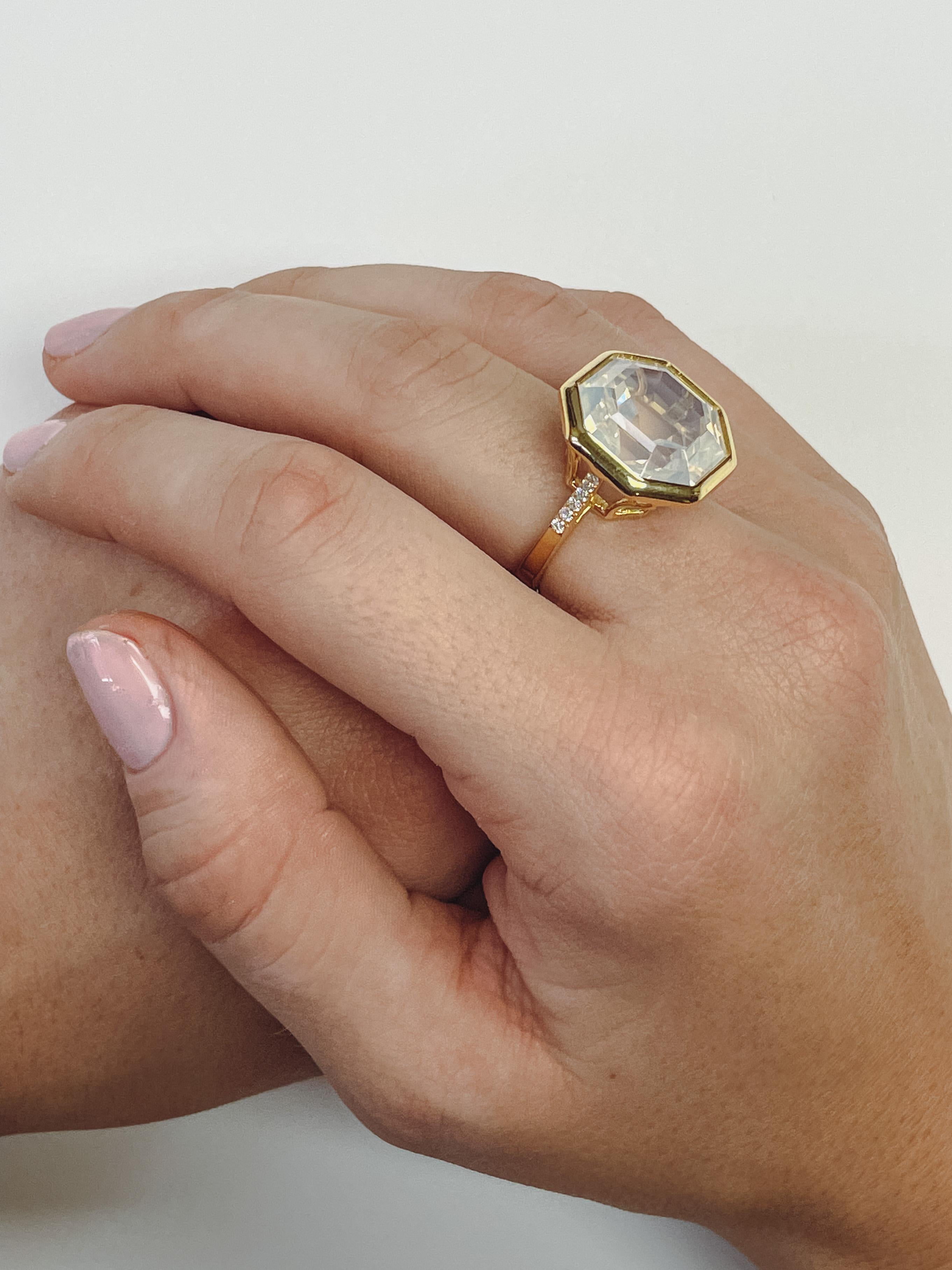 For Sale:  Moon Quartz & Diamond Octagon Ring in 18K Yellow Gold 4