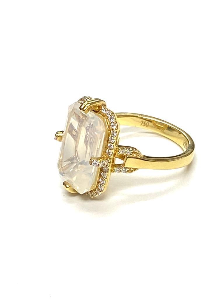 Goshwara Emerald Cut Moon Quartz And Diamond Ring In New Condition For Sale In New York, NY