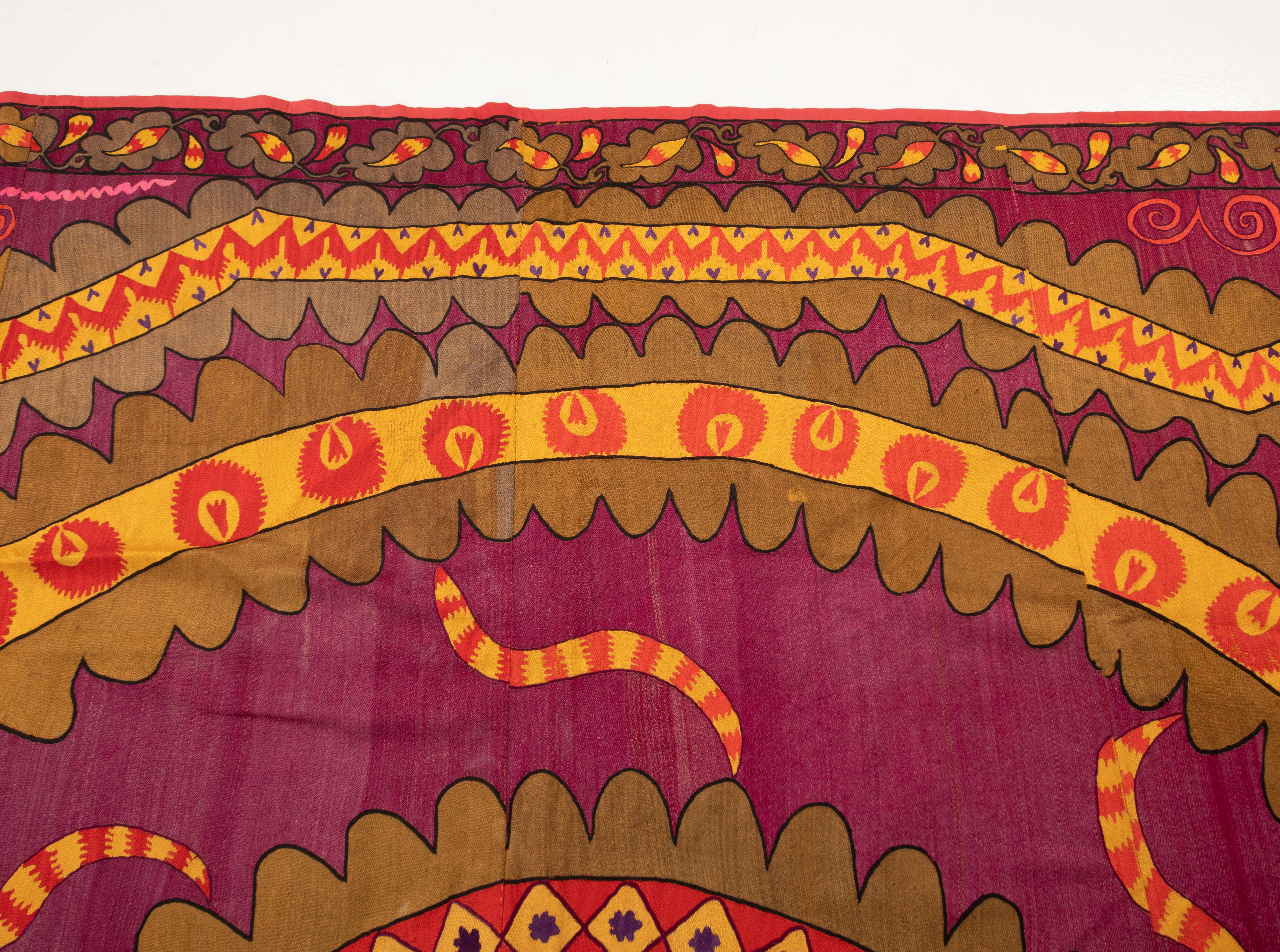 Cielo lunar 'Ai Palak ' Suzani de Tashkent Uzbekistán, principios del siglo XX en venta 2