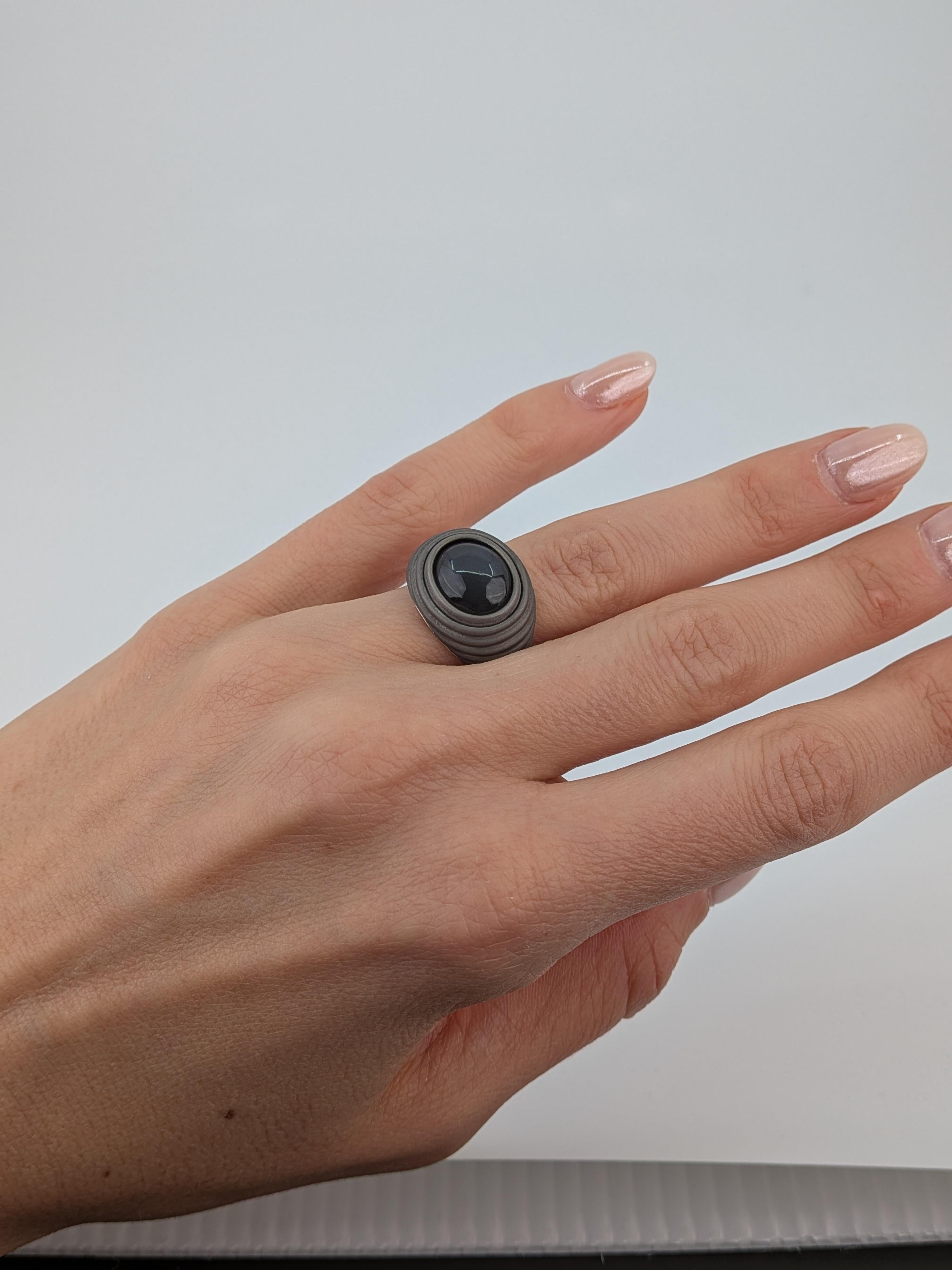 Women's or Men's Moon stone Ring in Grey Titanium and 18 k 750 White Gold MXHM For Sale