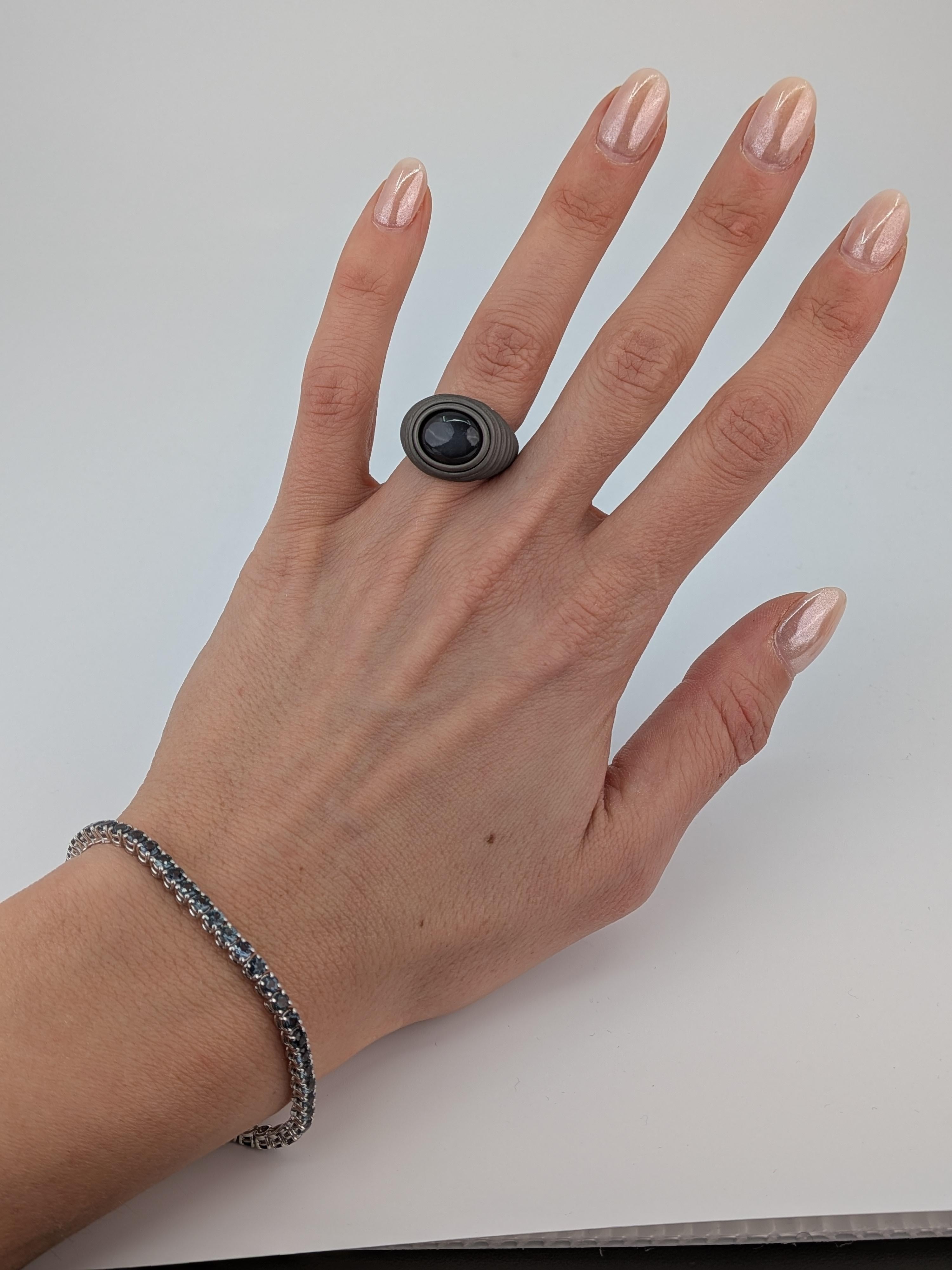 Moon stone Ring in Grey Titanium and 18 k 750 White Gold MXHM For Sale 2