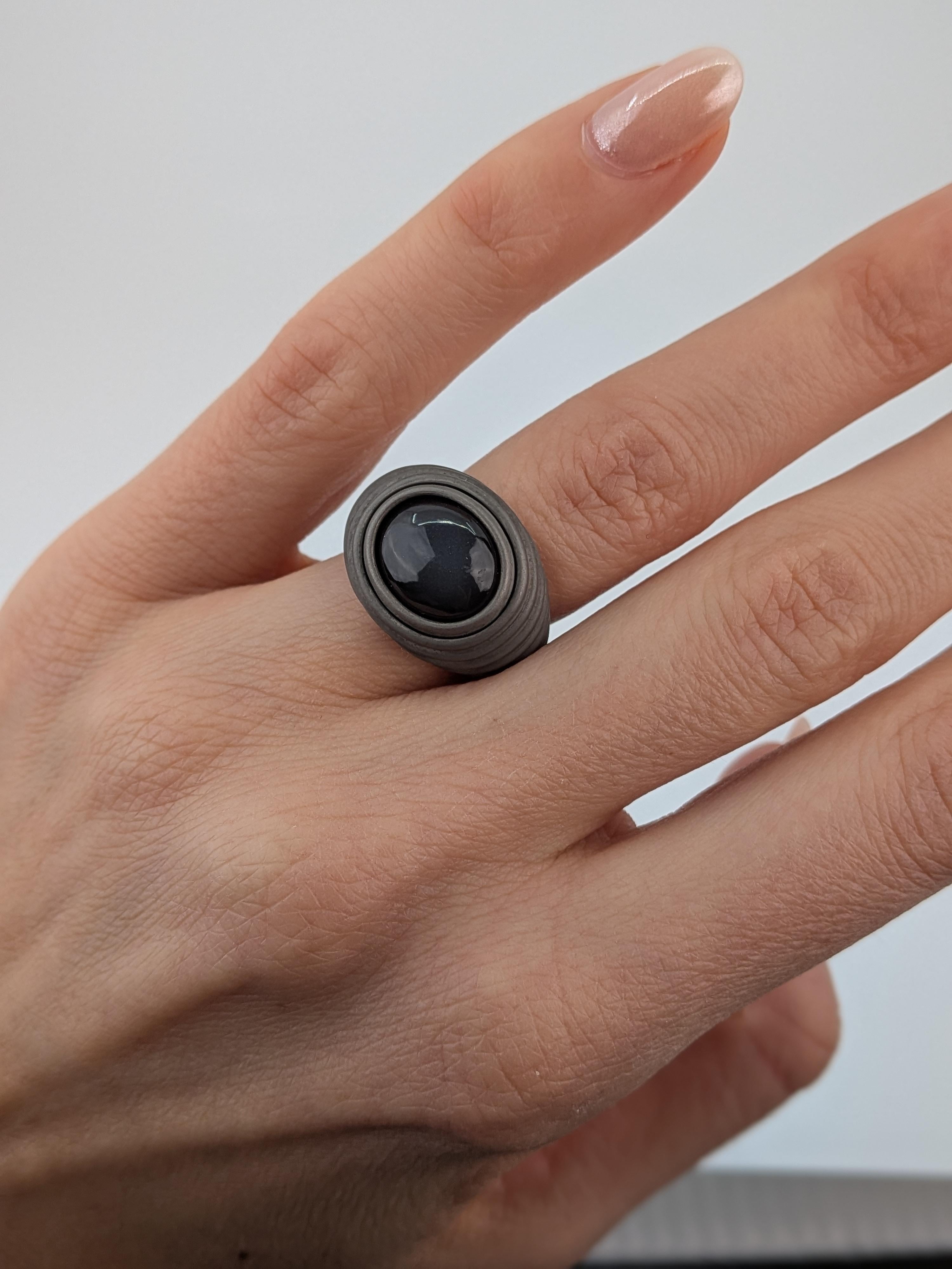 Moon stone Ring in Grey Titanium and 18 k 750 White Gold MXHM For Sale 3