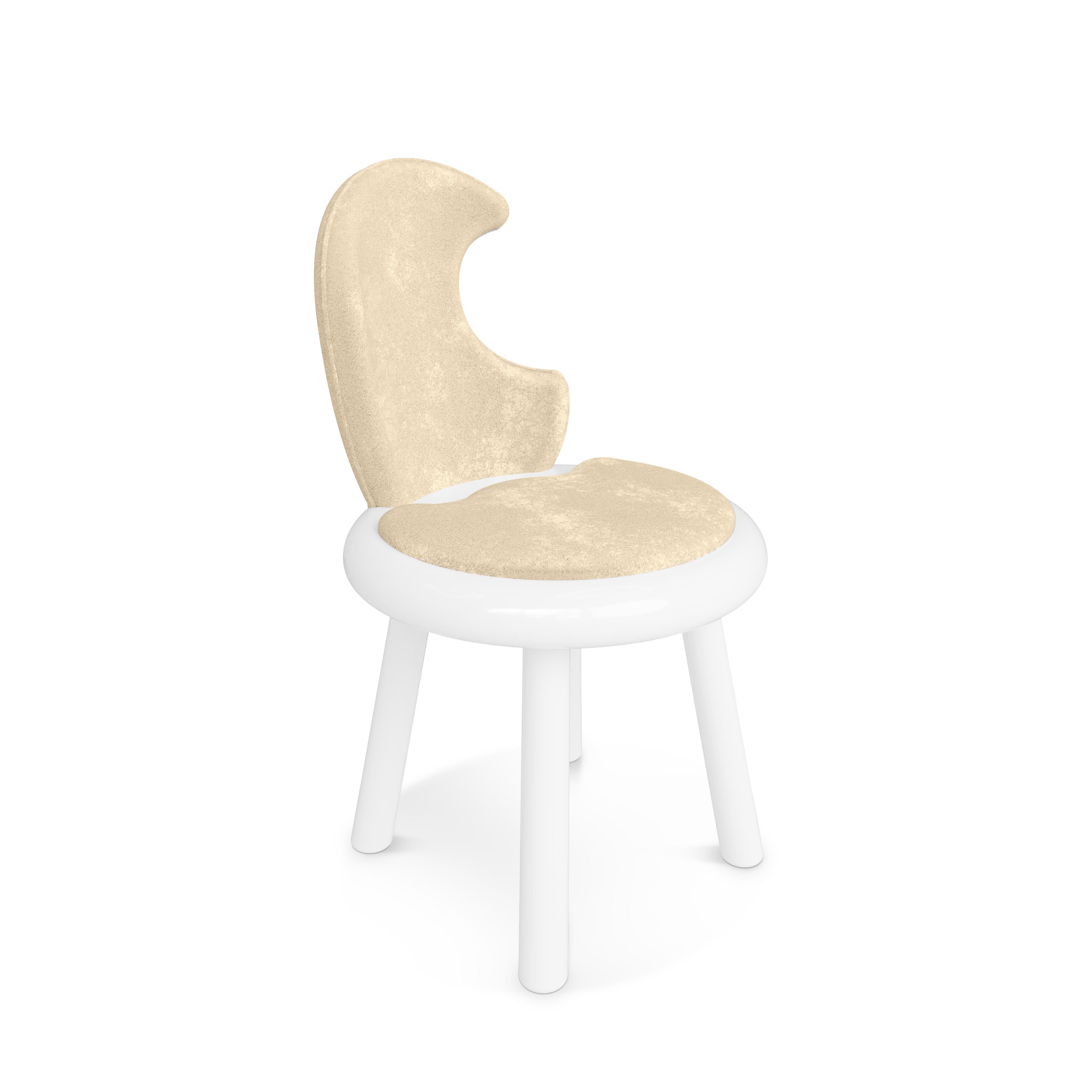 Moonlight Chair von MAGILORE - Kindersessel aus cremefarbenem Samt, inspiriert vom Mond (21. Jahrhundert und zeitgenössisch) im Angebot