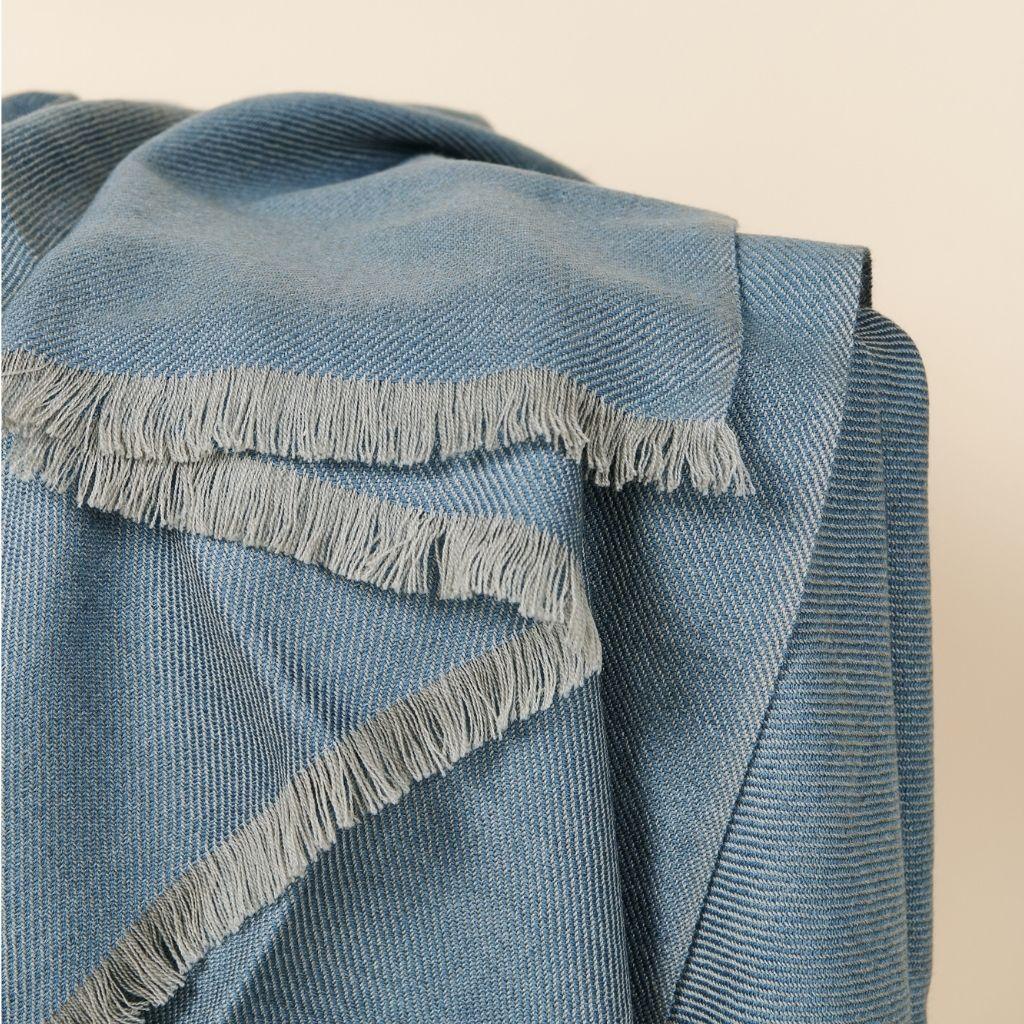 Nepalese Moonlight Classic Handloom Throw / Blanket in Pure Soft Merino Twill Weave For Sale